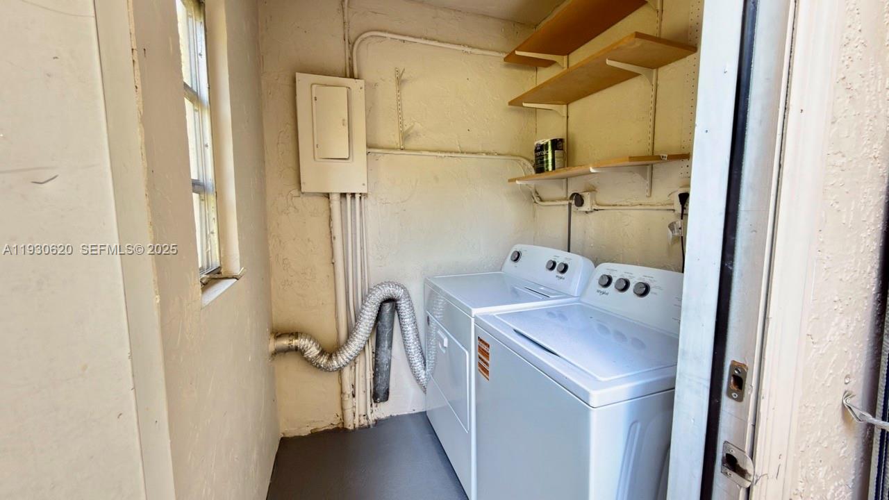 RIVERSIDE ESTATES CONDO - Residential Lease