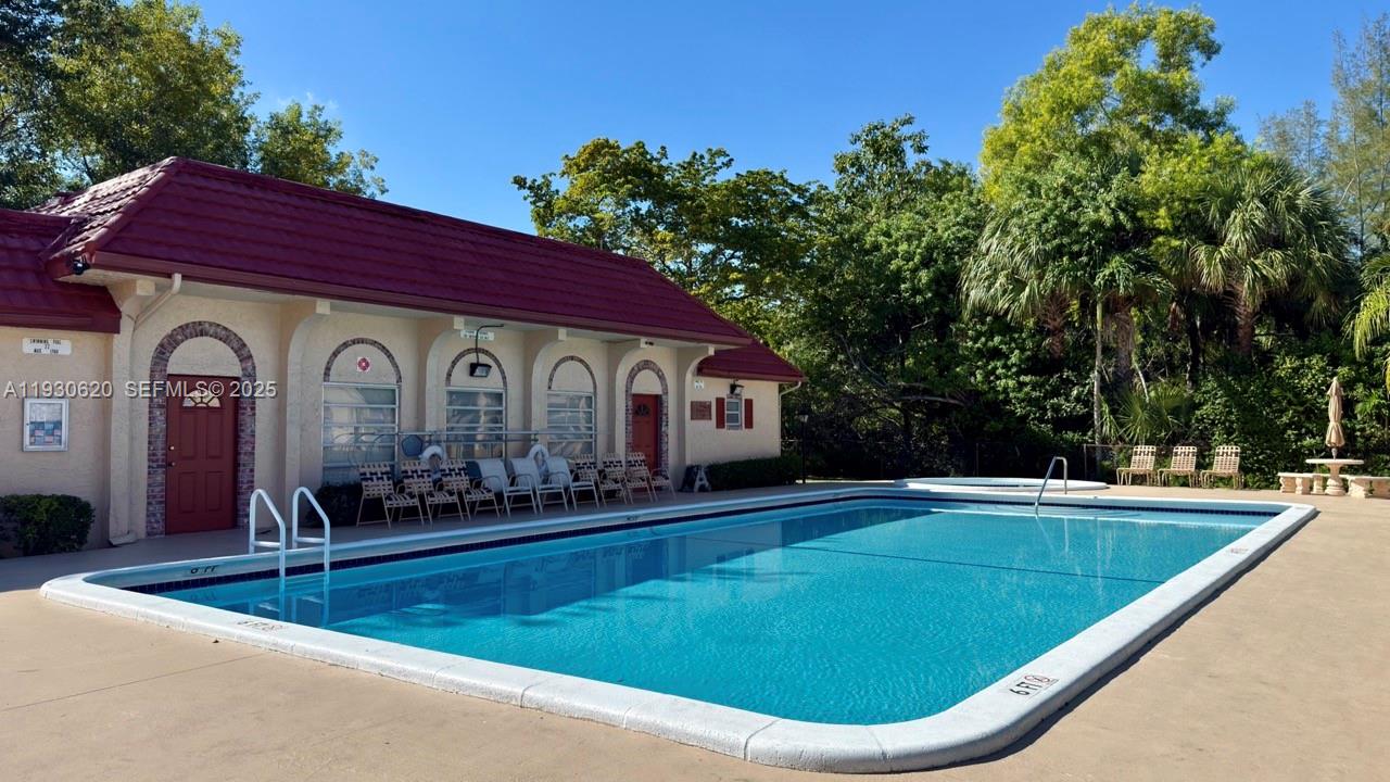 RIVERSIDE ESTATES CONDO - Residential Lease