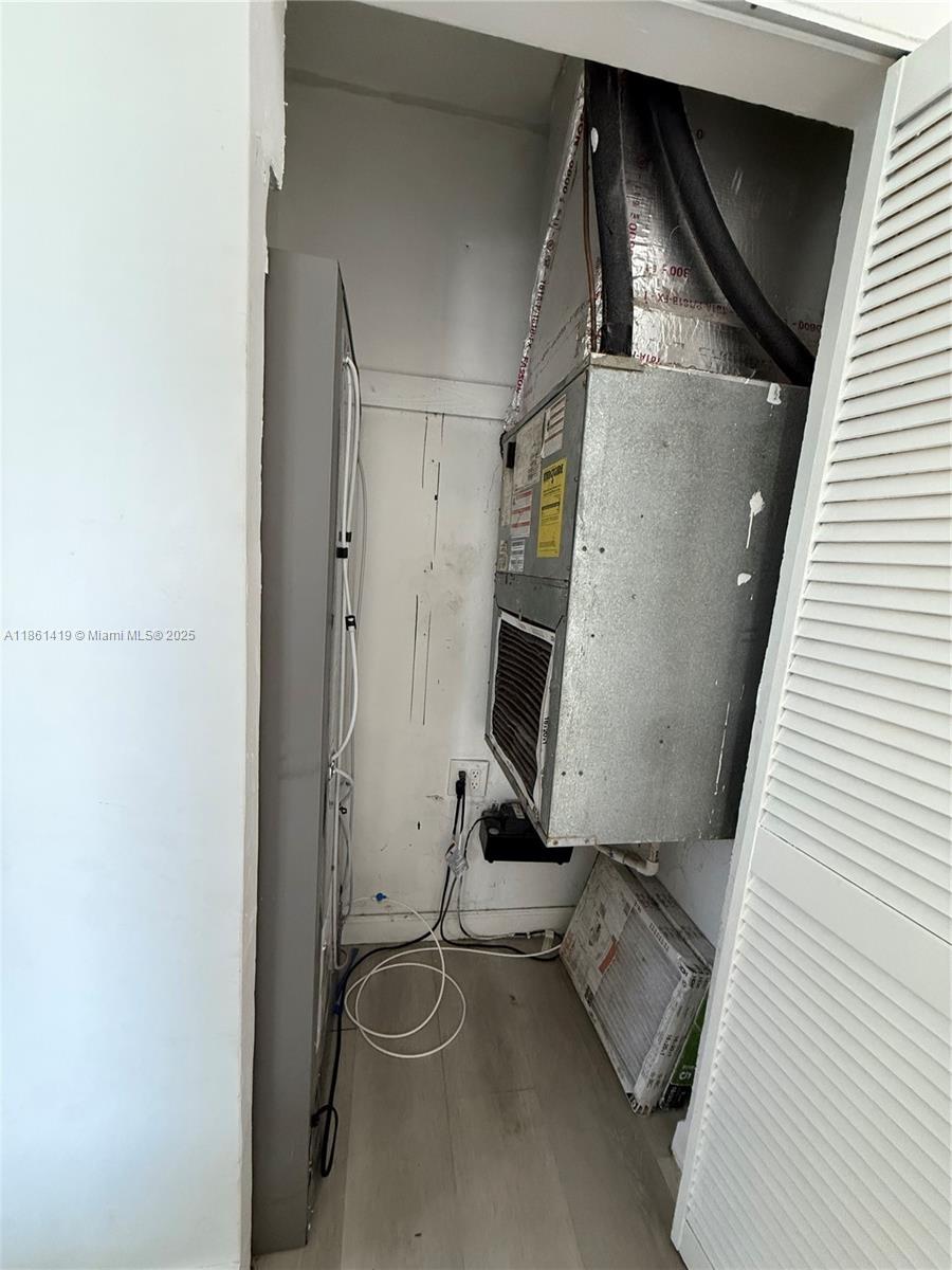 MYRTLE GROVE 1ST ADDN - Residential