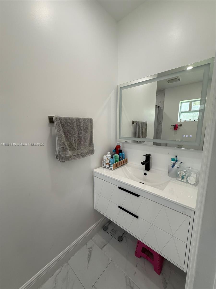 MYRTLE GROVE 1ST ADDN - Residential