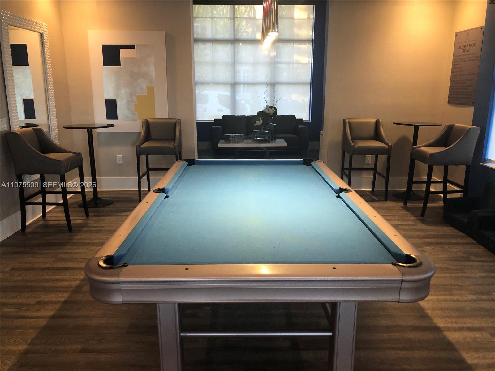 KENDALL COMMONS TOWNHOMES - Residential Lease