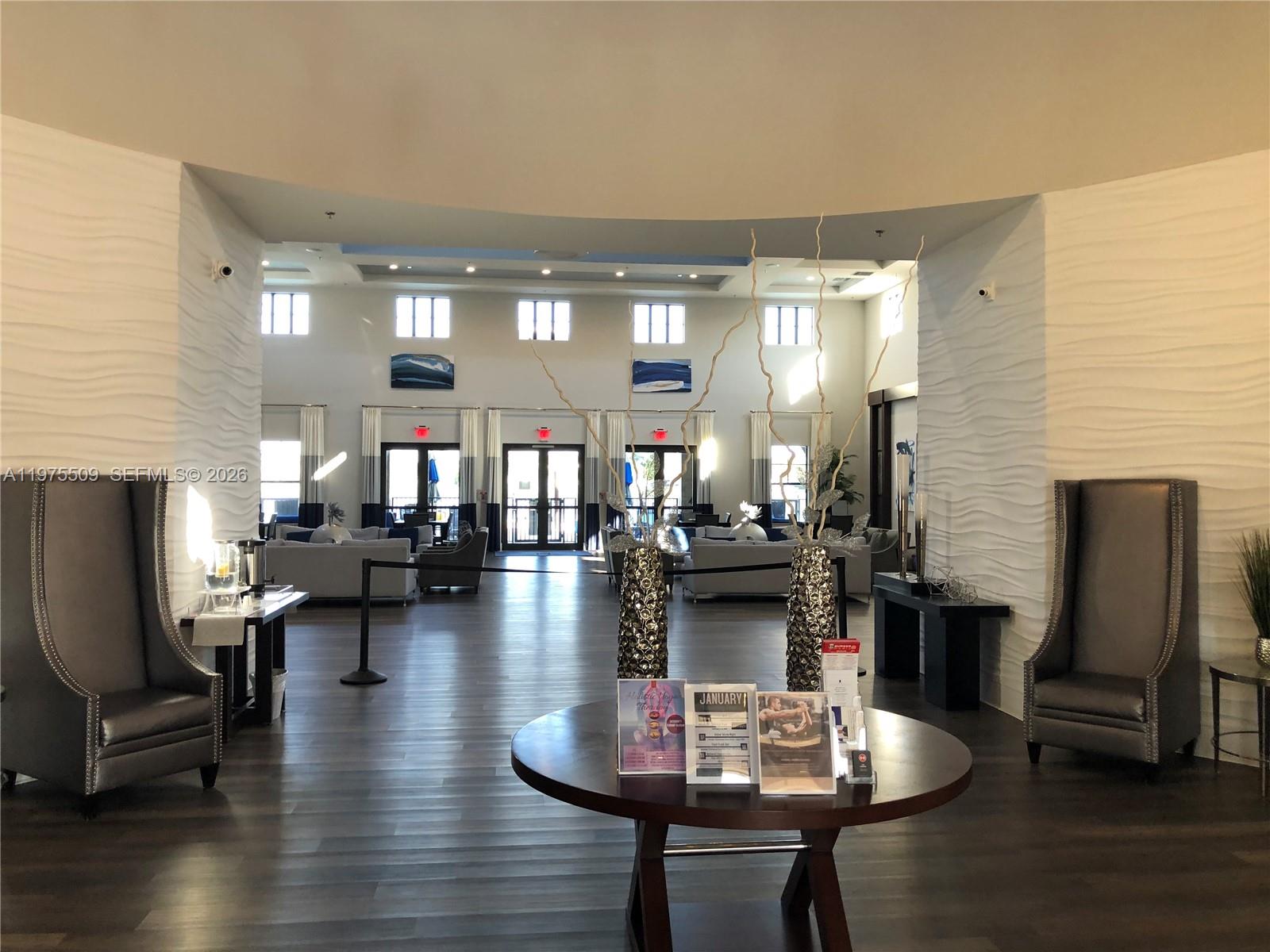 KENDALL COMMONS TOWNHOMES - Residential Lease