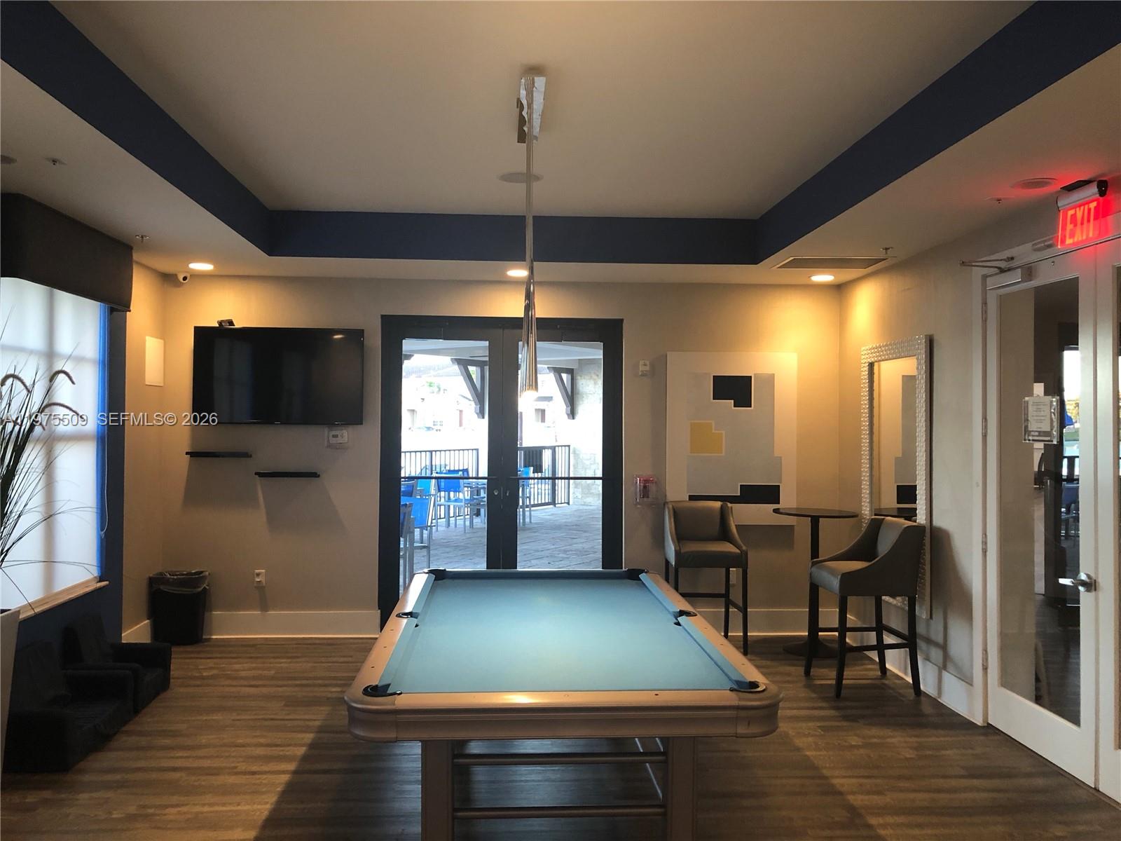 KENDALL COMMONS TOWNHOMES - Residential Lease