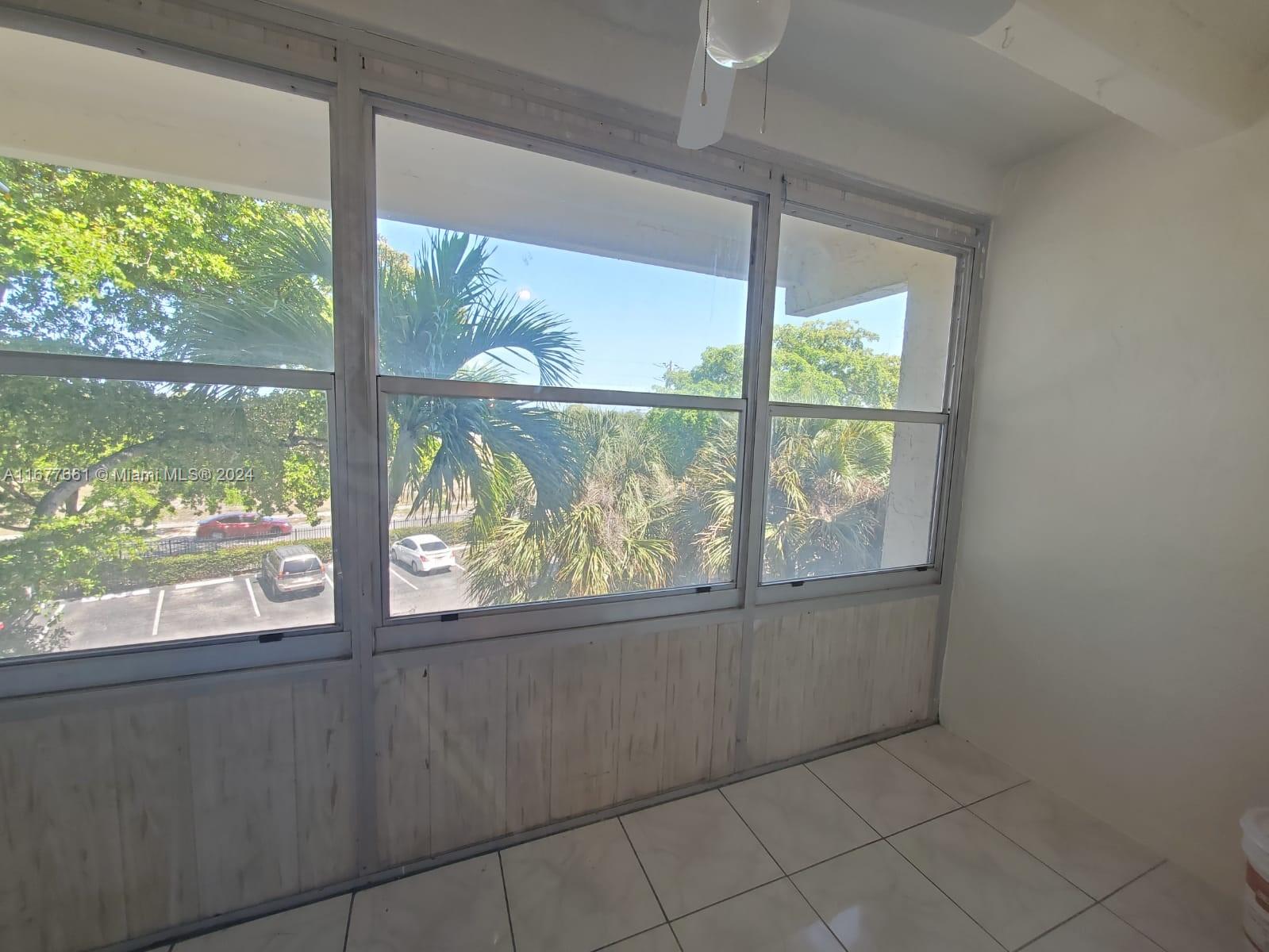 NEWPORT AT LAUDERHILL CON - Residential