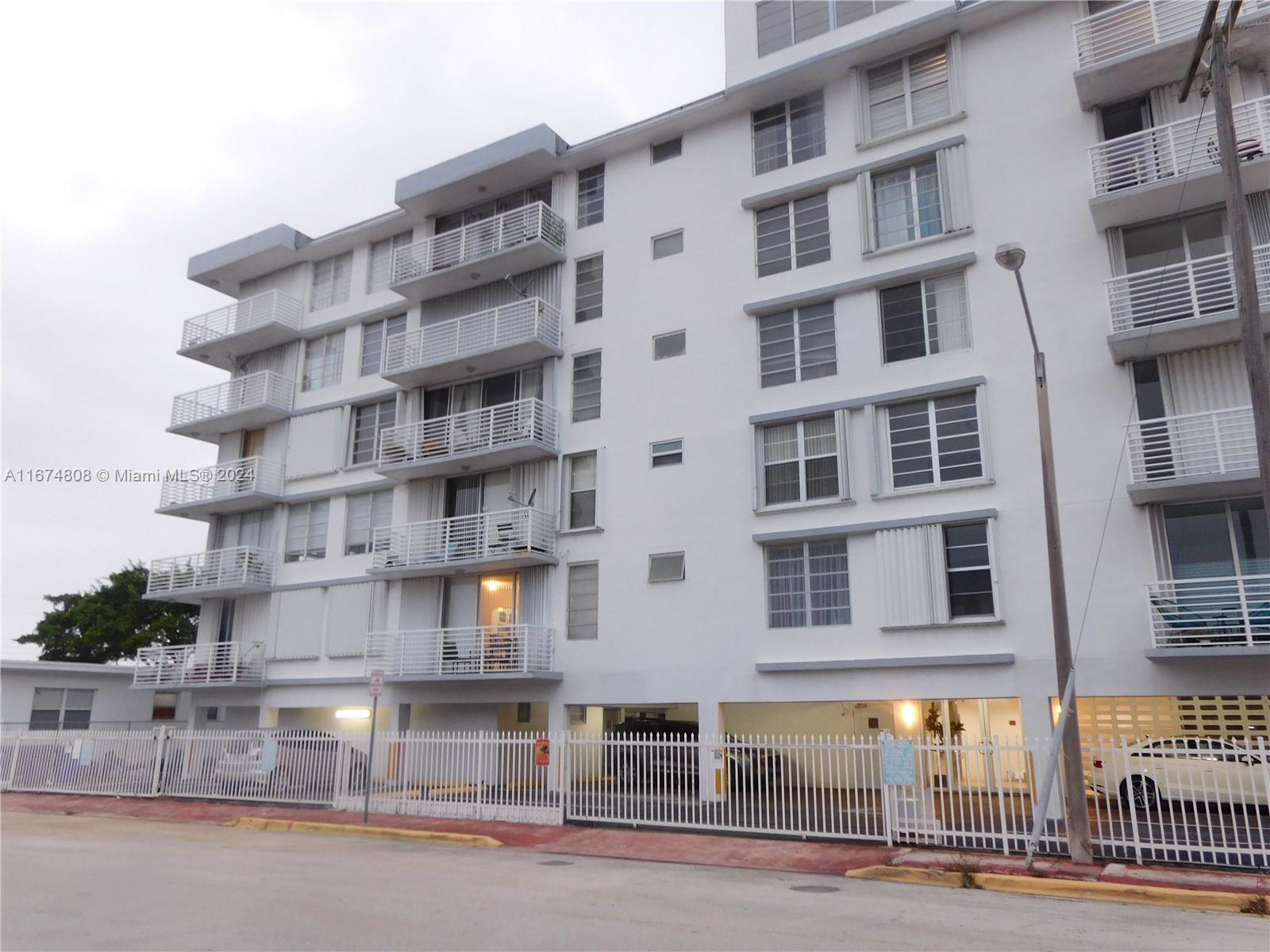 Property for Sale at 7800 Carlyle Ave 5C, Miami Beach, Miami-Dade County, Florida - Bedrooms: 1 
Bathrooms: 2  - $250,000