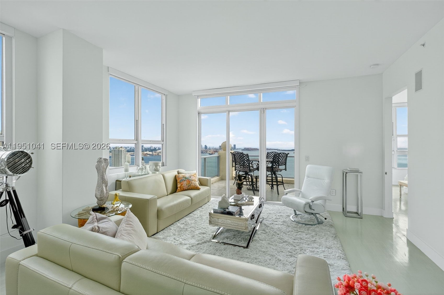 1155 Brickell Bay Dr PH210