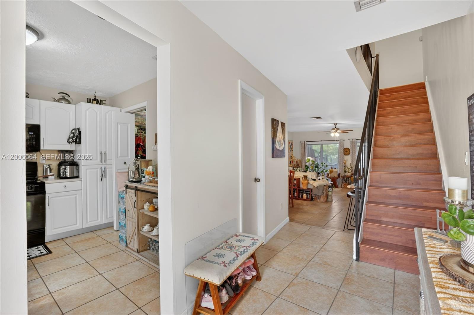 CENTRE COURT CONDO - Residential