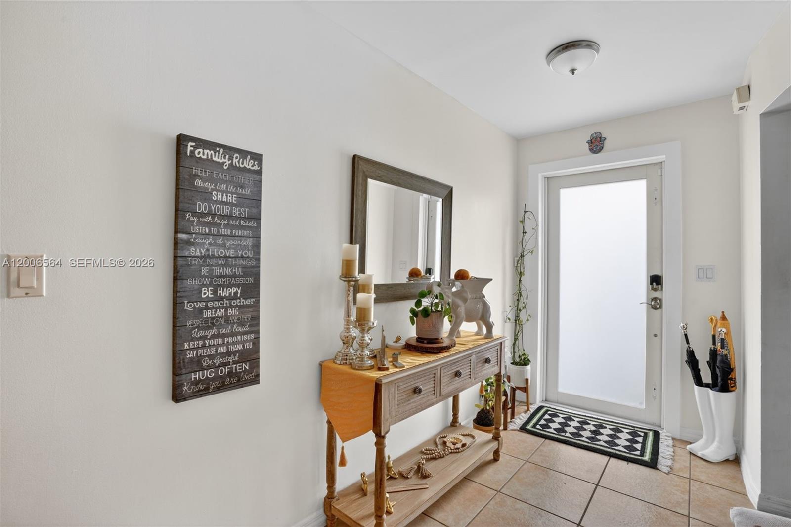 CENTRE COURT CONDO - Residential