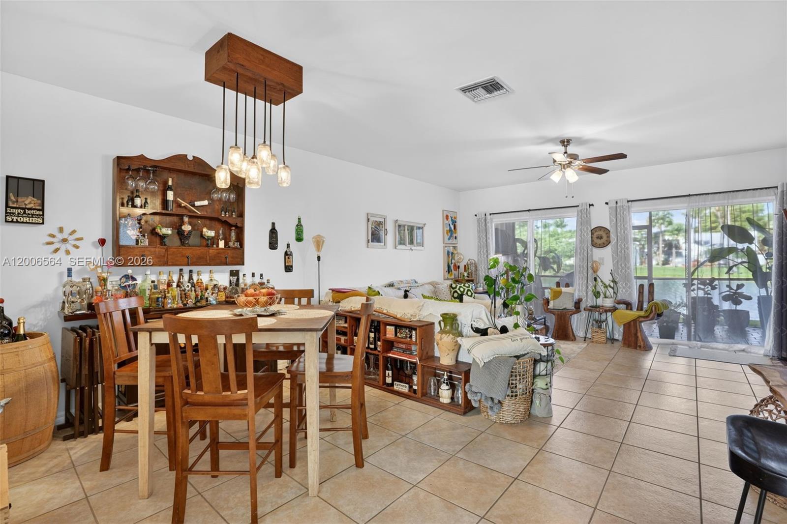 CENTRE COURT CONDO - Residential