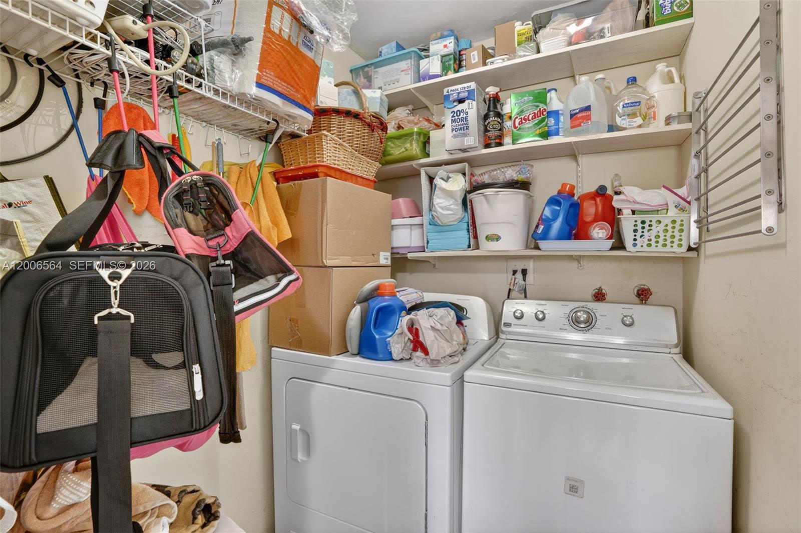 CENTRE COURT CONDO - Residential