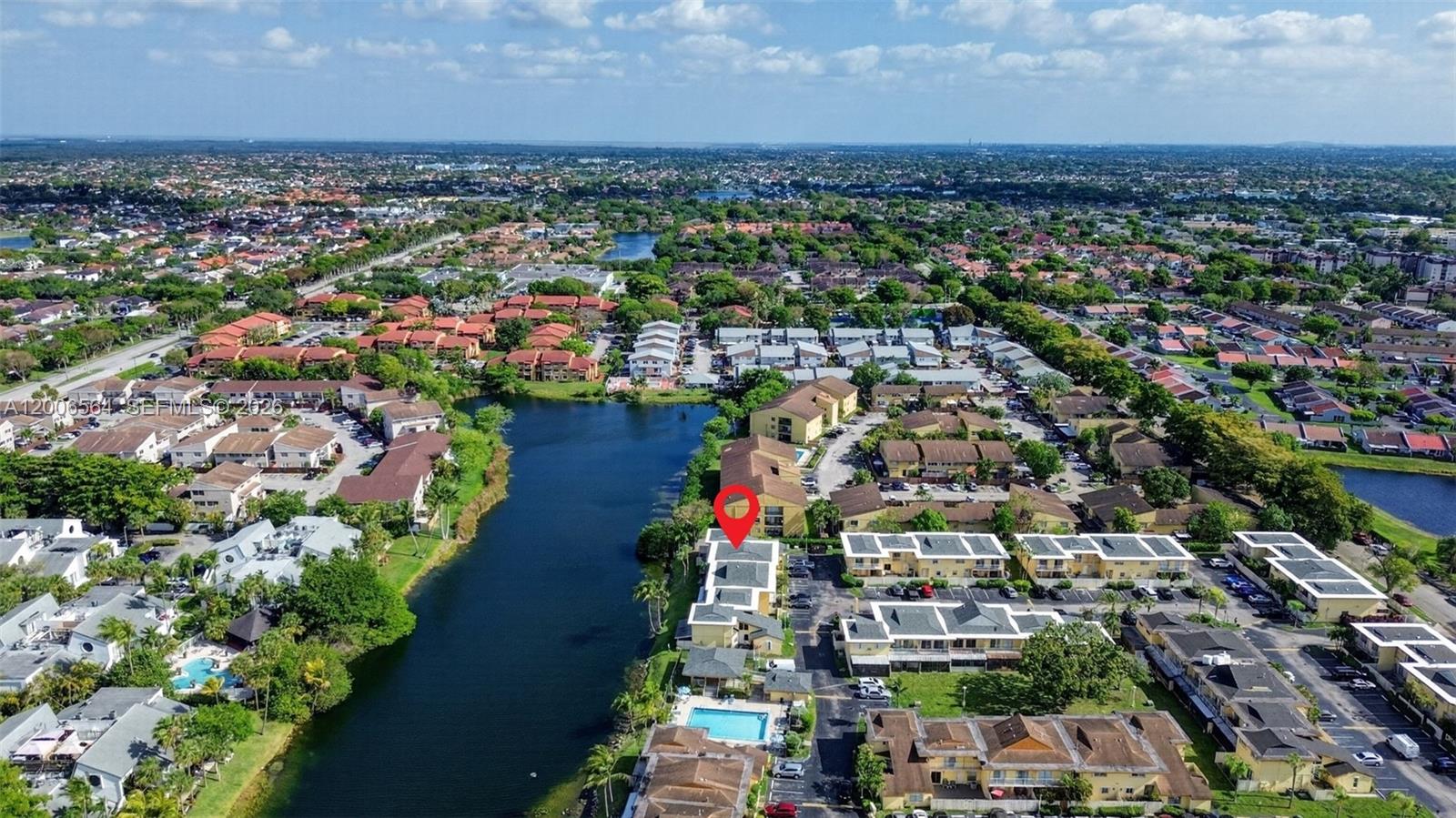 CENTRE COURT CONDO - Residential