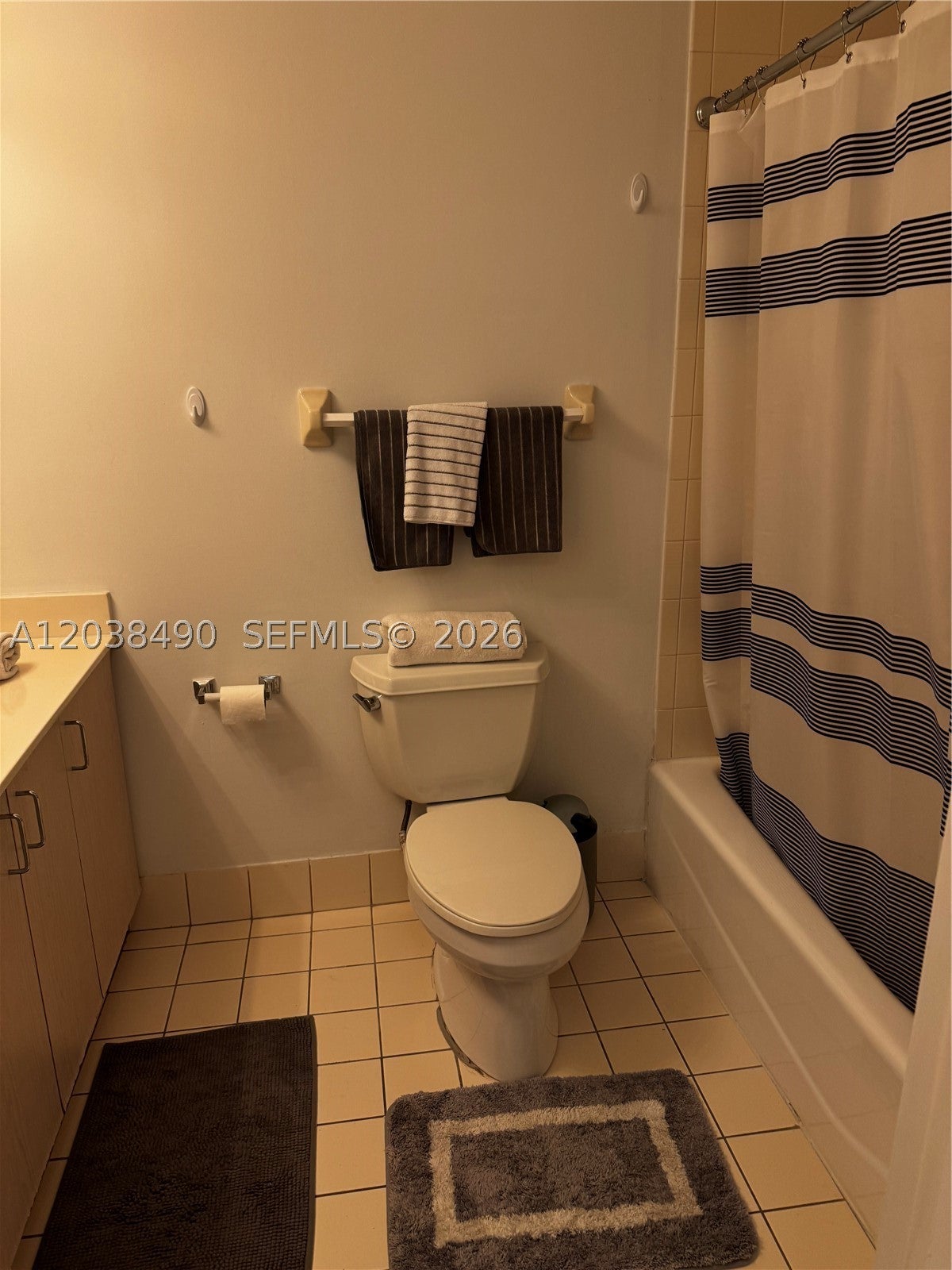 185 SE 14th Ter 1812