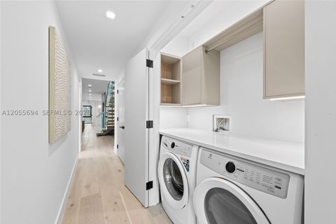 Tiny photo for 1418 NE 6th St, Fort Lauderdale, FL 33304 (MLS # A12055694)
