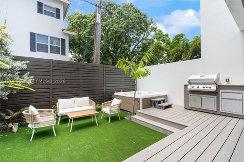 Tiny photo for 1418 NE 6th St, Fort Lauderdale, FL 33304 (MLS # A12055694)