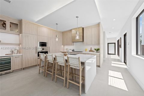Tiny photo for 1418 NE 6th St, Fort Lauderdale, FL 33304 (MLS # A12055694)