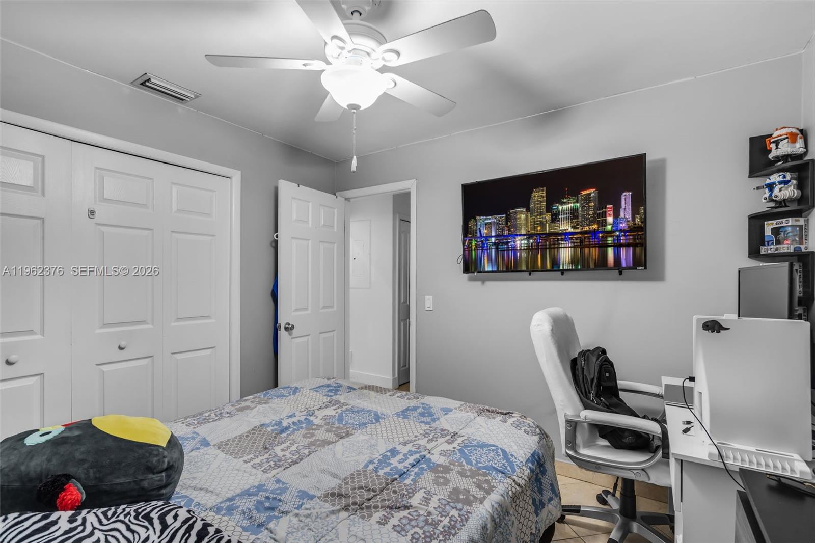 VILLA HOMES AT THE MOORS - Residential