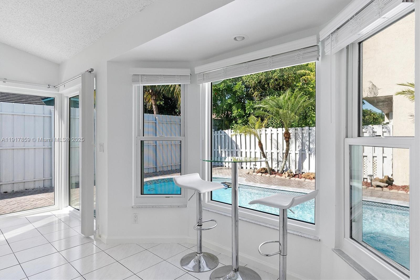 LANDINGS - Residential