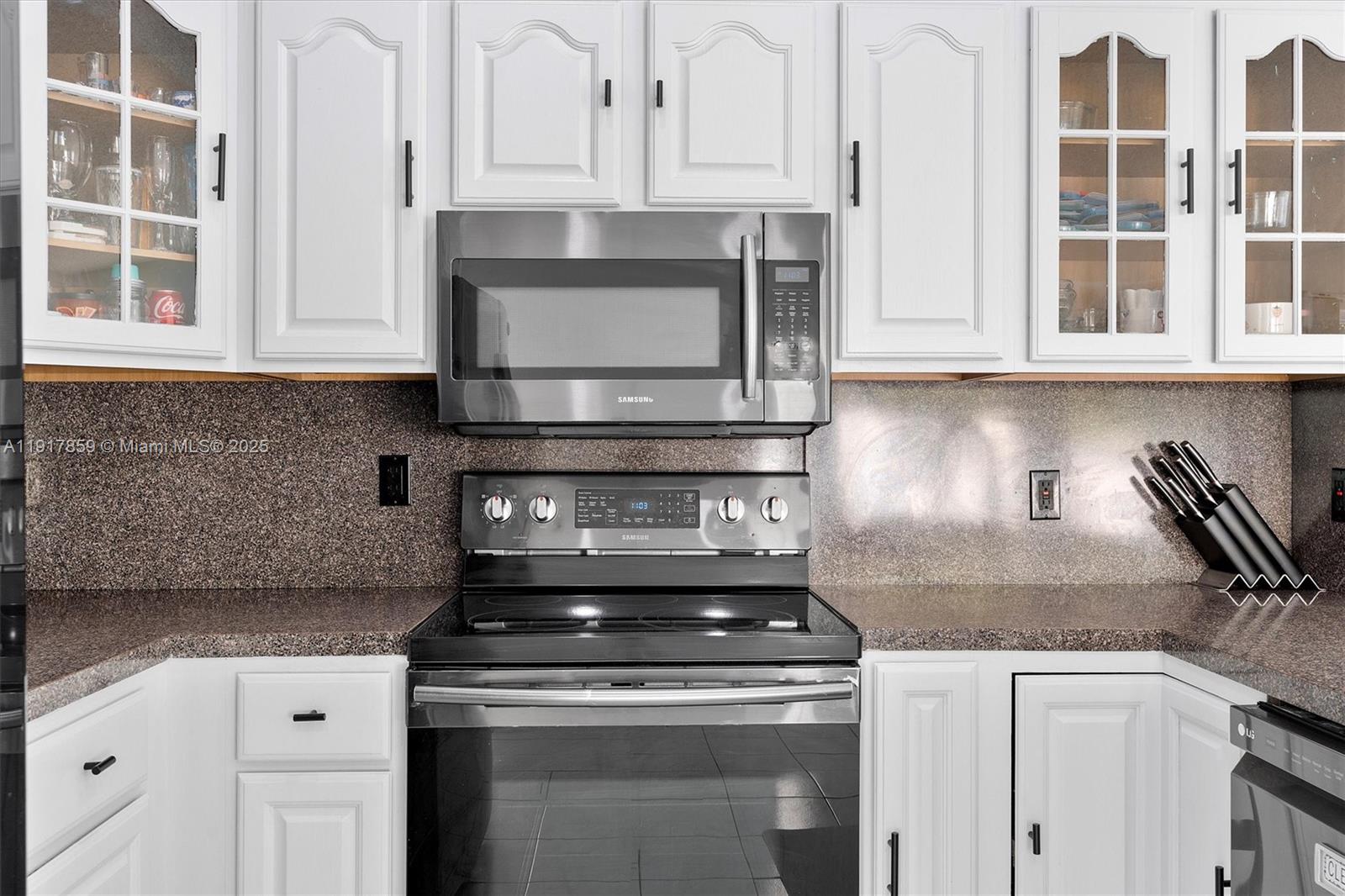 LANDINGS - Residential