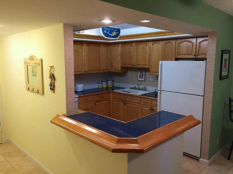 RIO ESPANA CONDO - Residential Lease