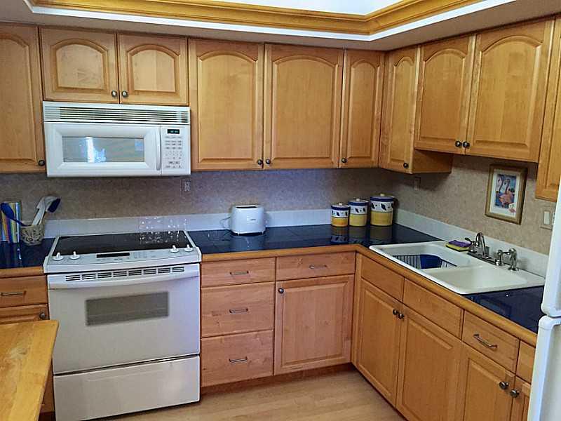 RIO ESPANA CONDO - Residential Lease