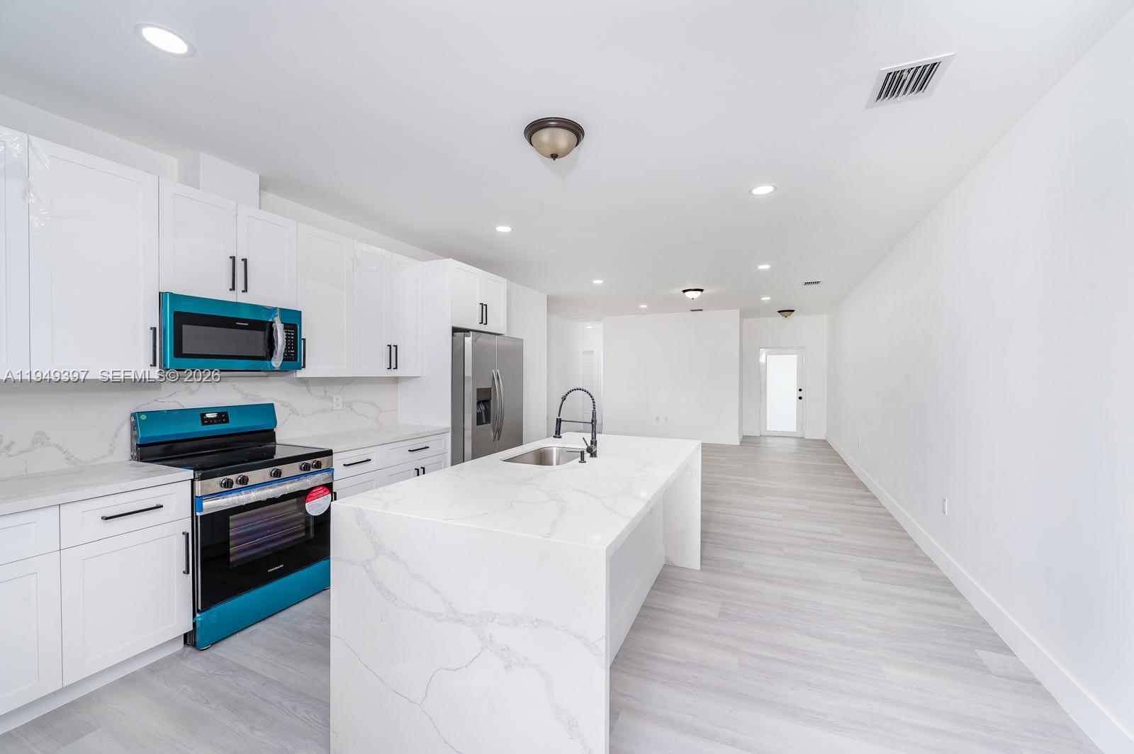 DIXIE PINES 2ND REV - Residential Income