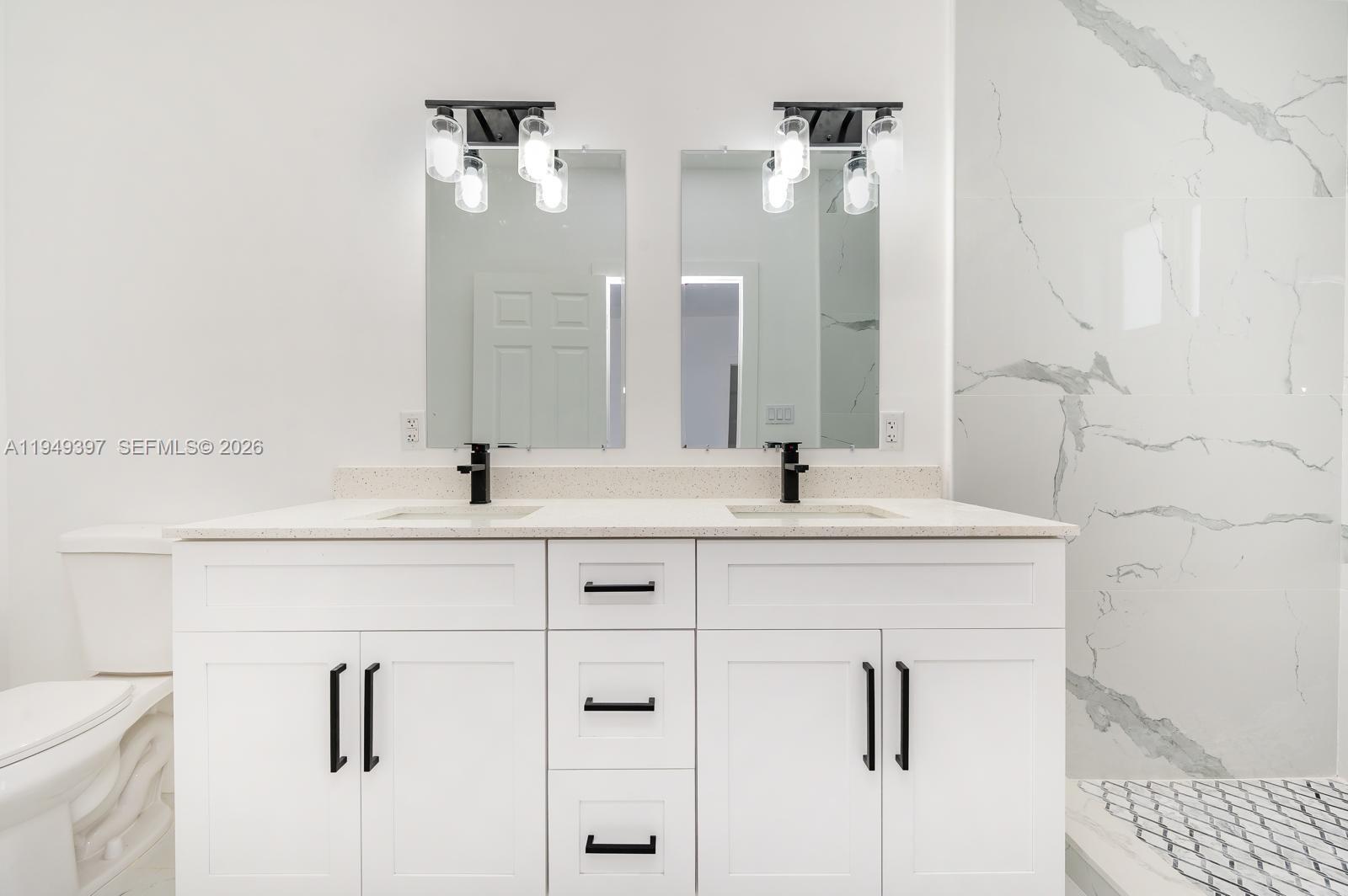 DIXIE PINES 2ND REV - Residential Income