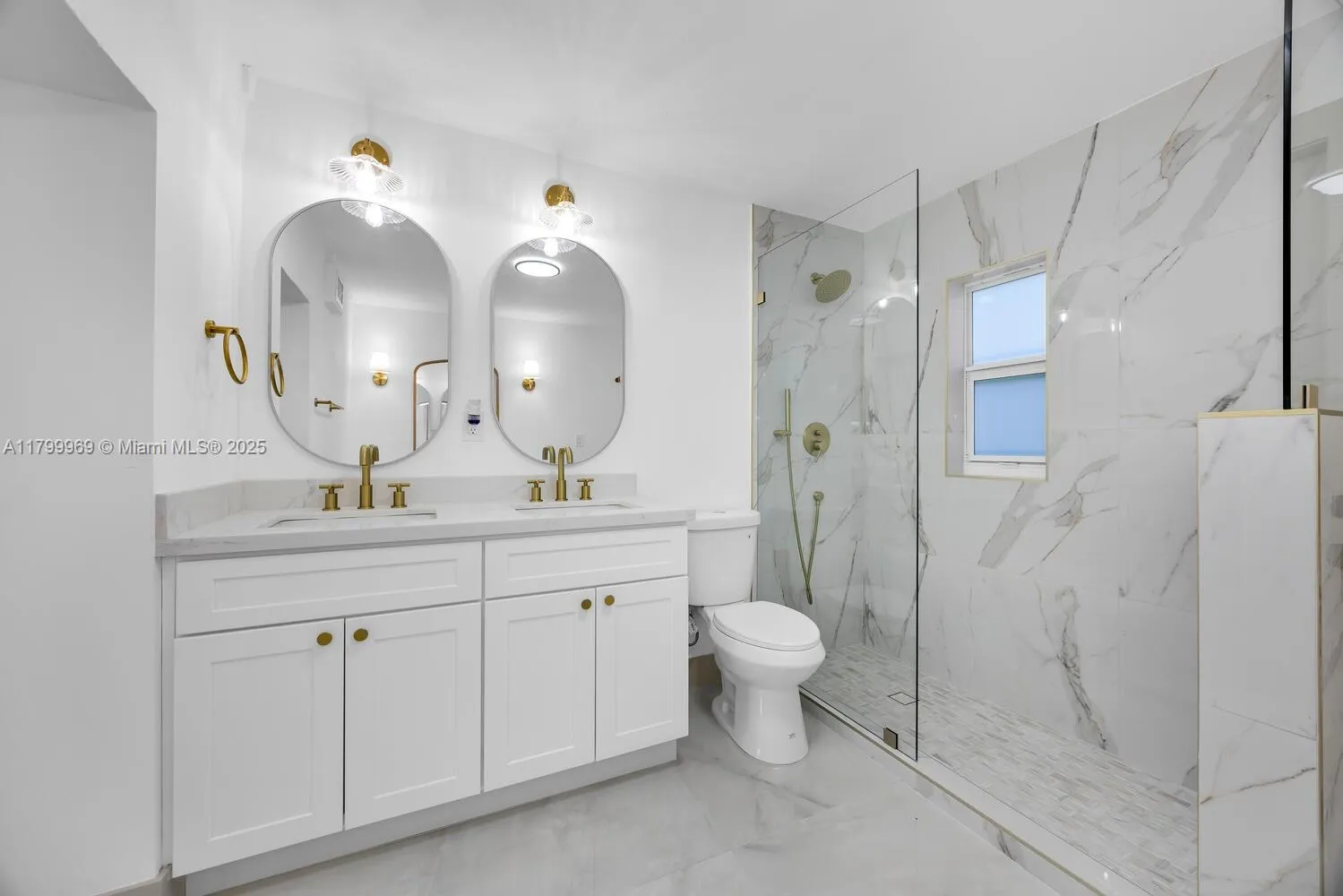 Miami, Florida 33134, United States, 4 Bedrooms Bedrooms, ,2 BathroomsBathrooms,Residential,Active,128660