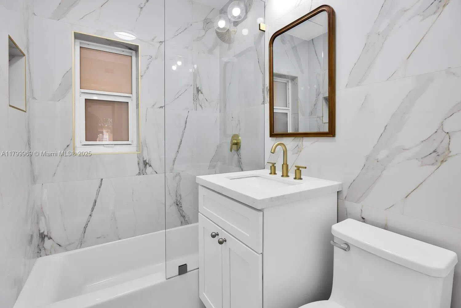 Miami, Florida 33134, United States, 4 Bedrooms Bedrooms, ,2 BathroomsBathrooms,Residential,Active,128660