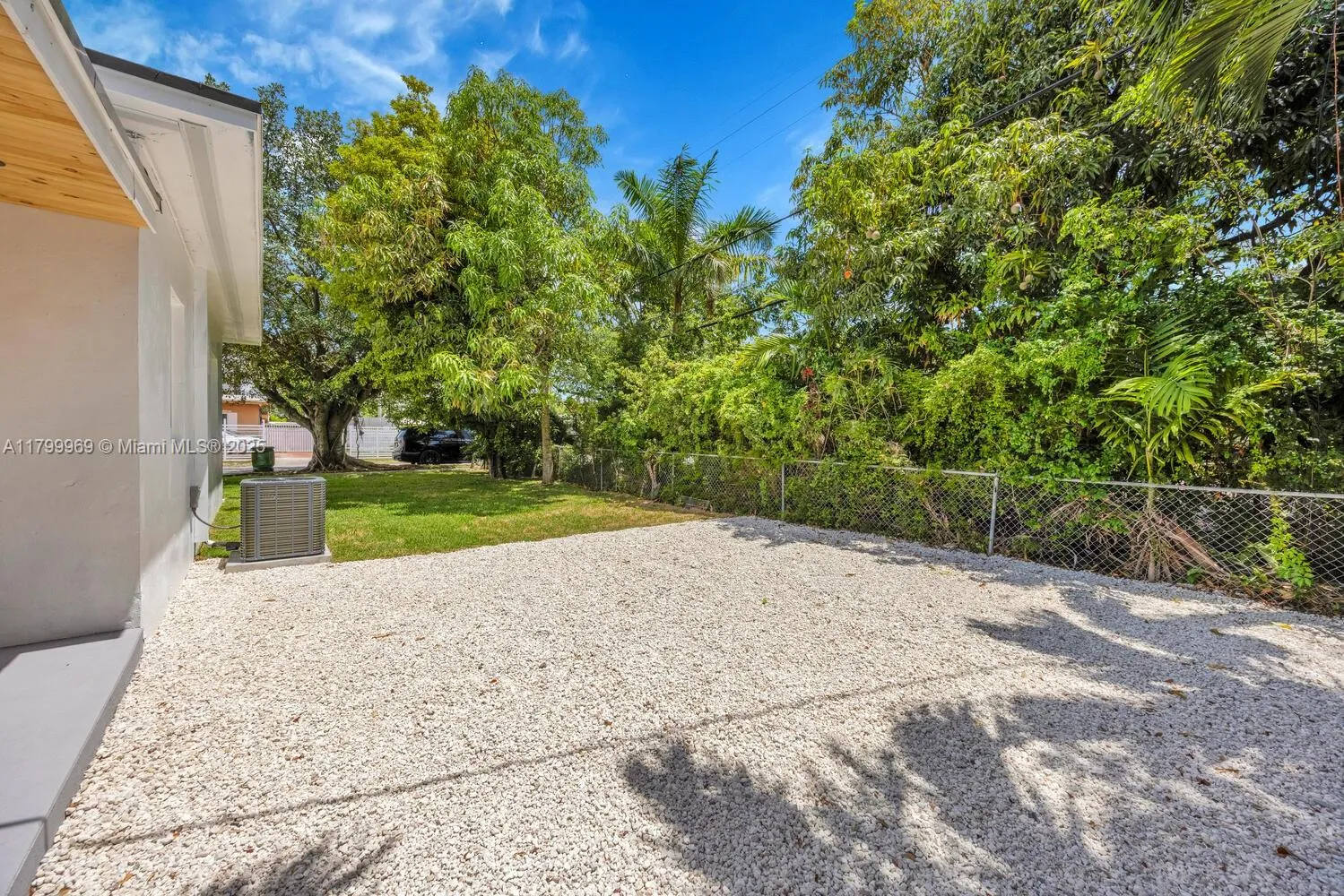 Miami, Florida 33134, United States, 4 Bedrooms Bedrooms, ,2 BathroomsBathrooms,Residential,Active,128660