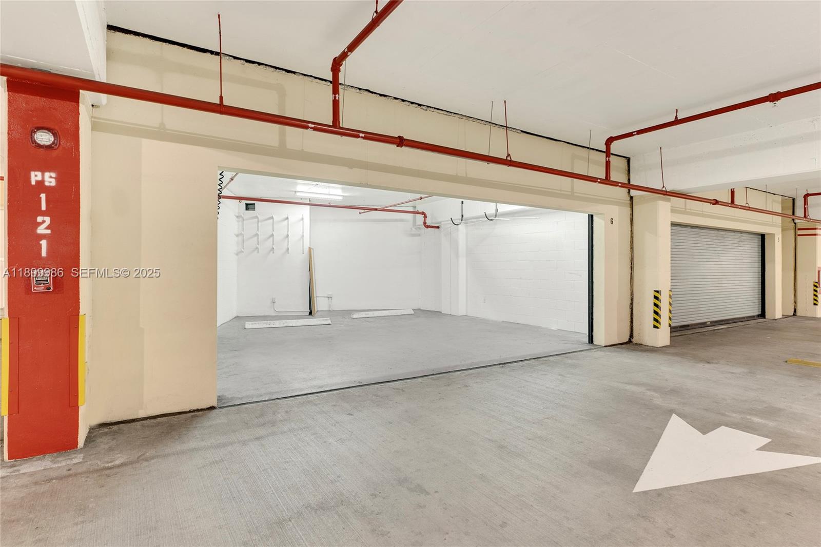 BRICKELL KEY - Residential