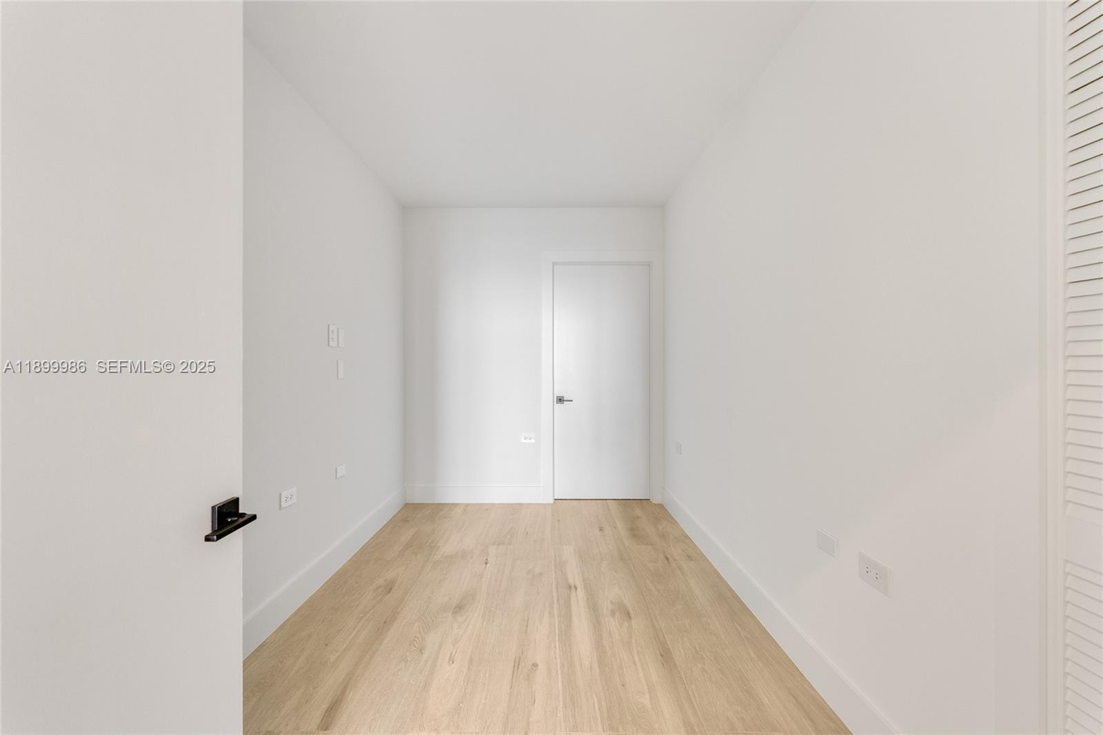 BRICKELL KEY - Residential