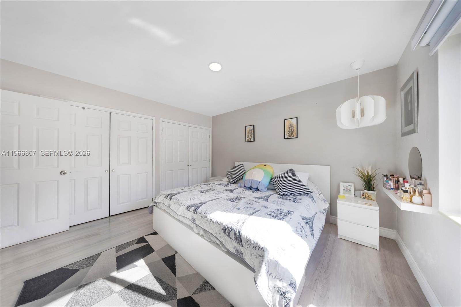 PARK ROAD MANOR - Residential