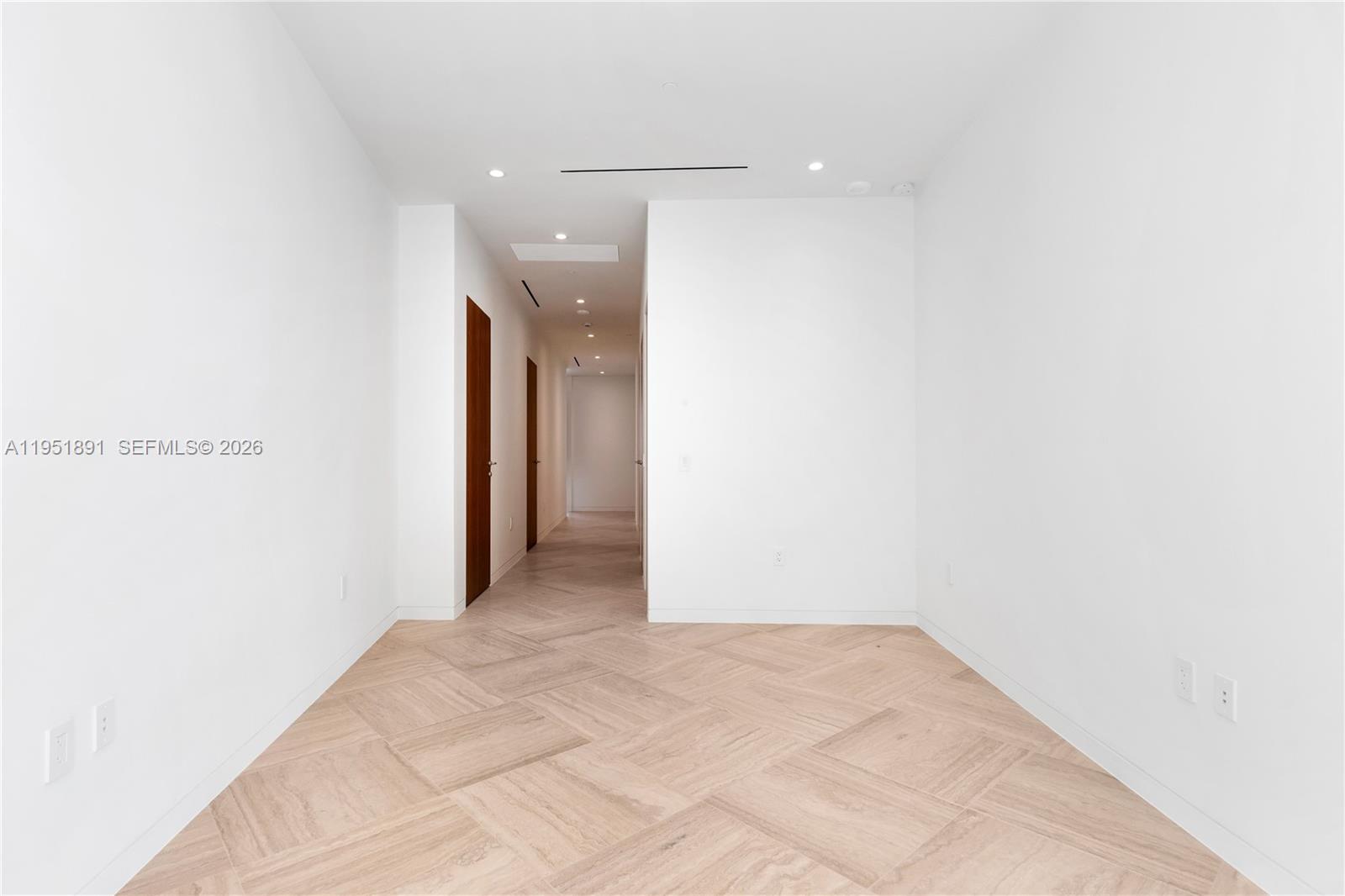 Vita Grove Isle - Residential