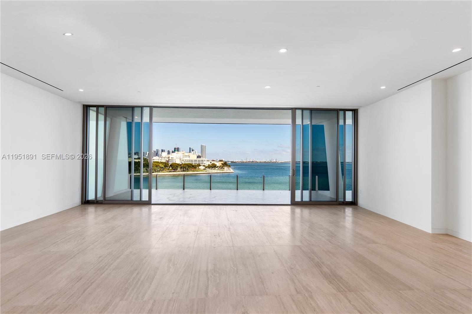 Vita Grove Isle - Residential