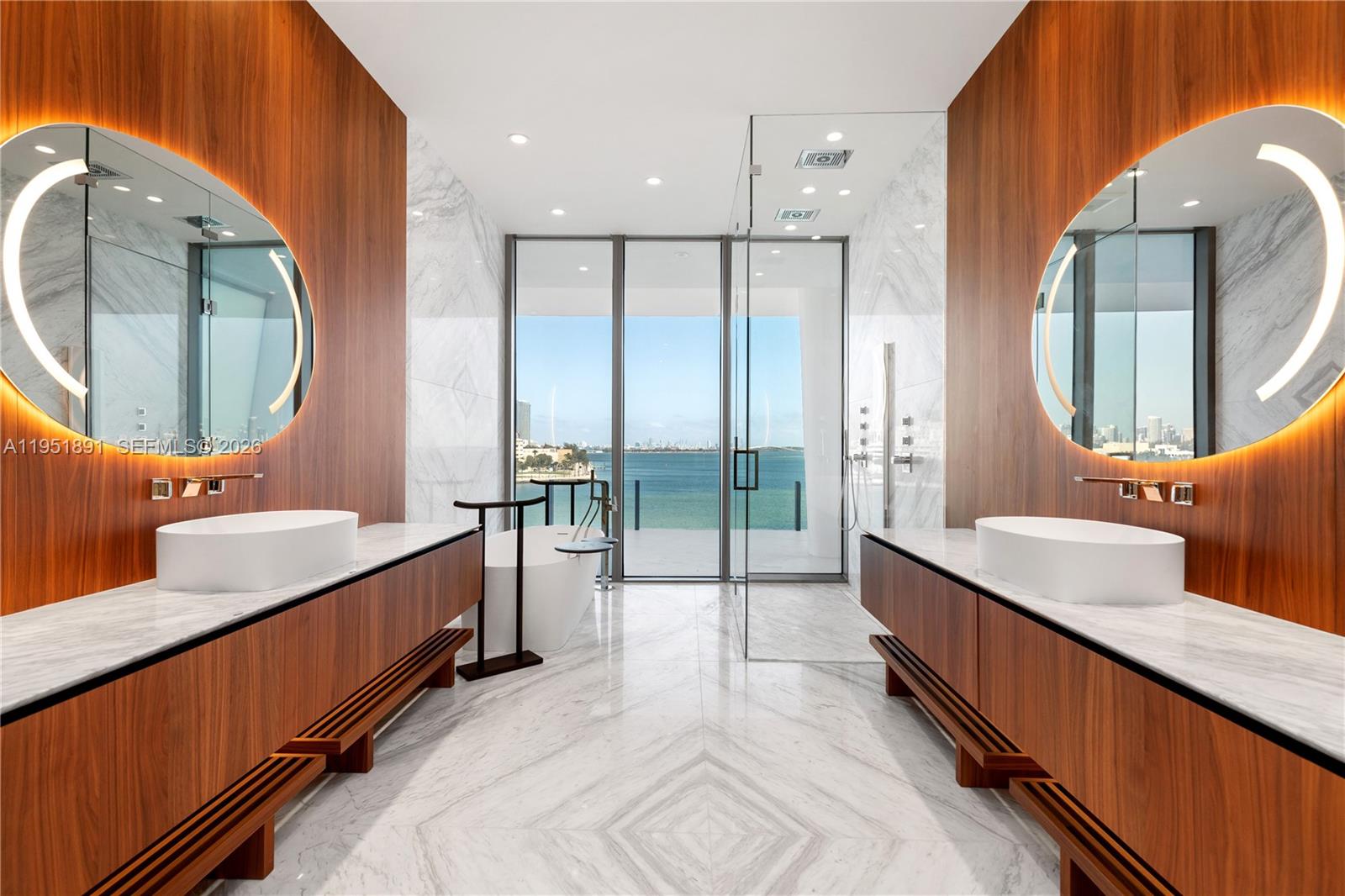 Vita Grove Isle - Residential