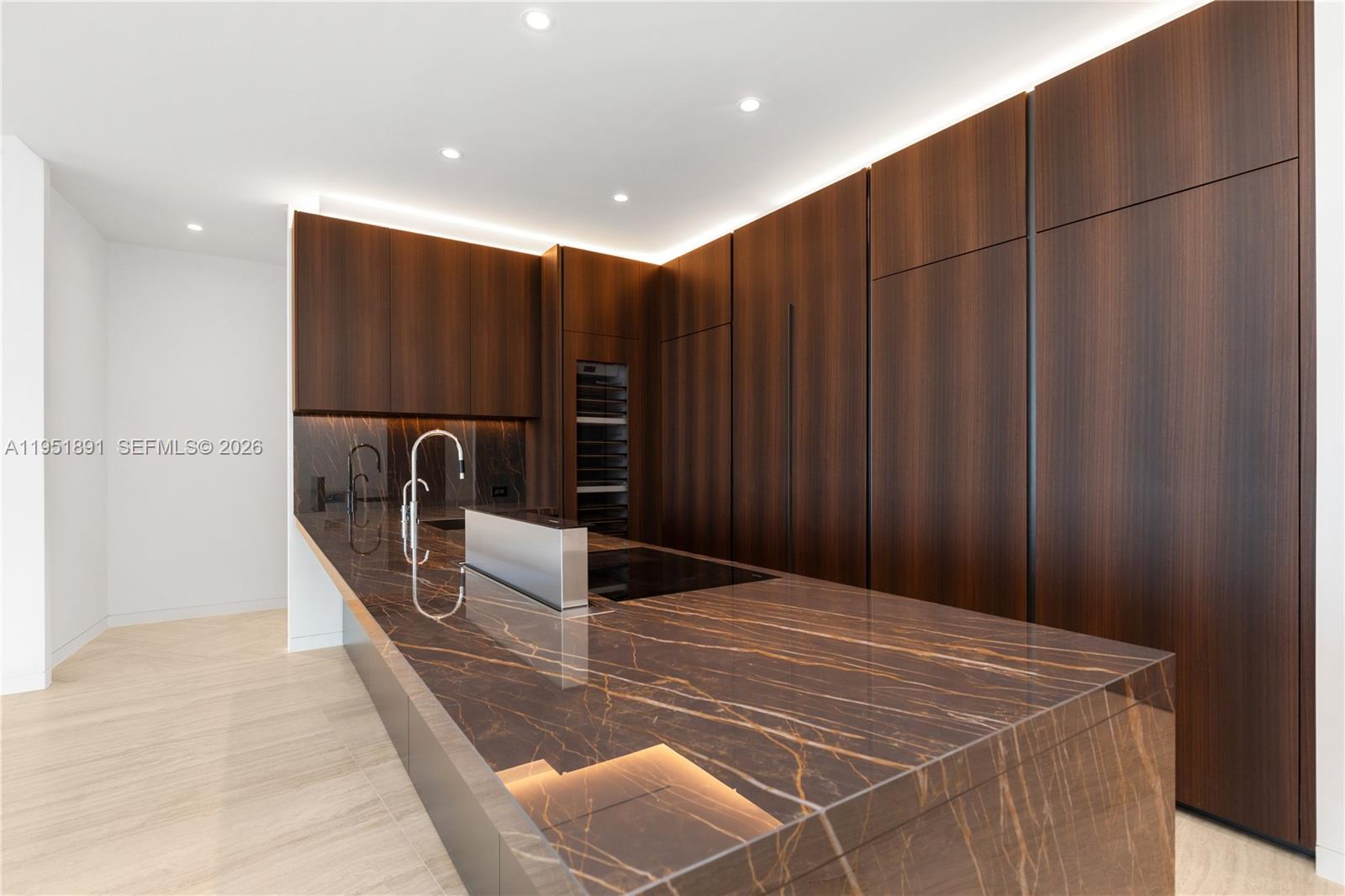 Vita Grove Isle - Residential