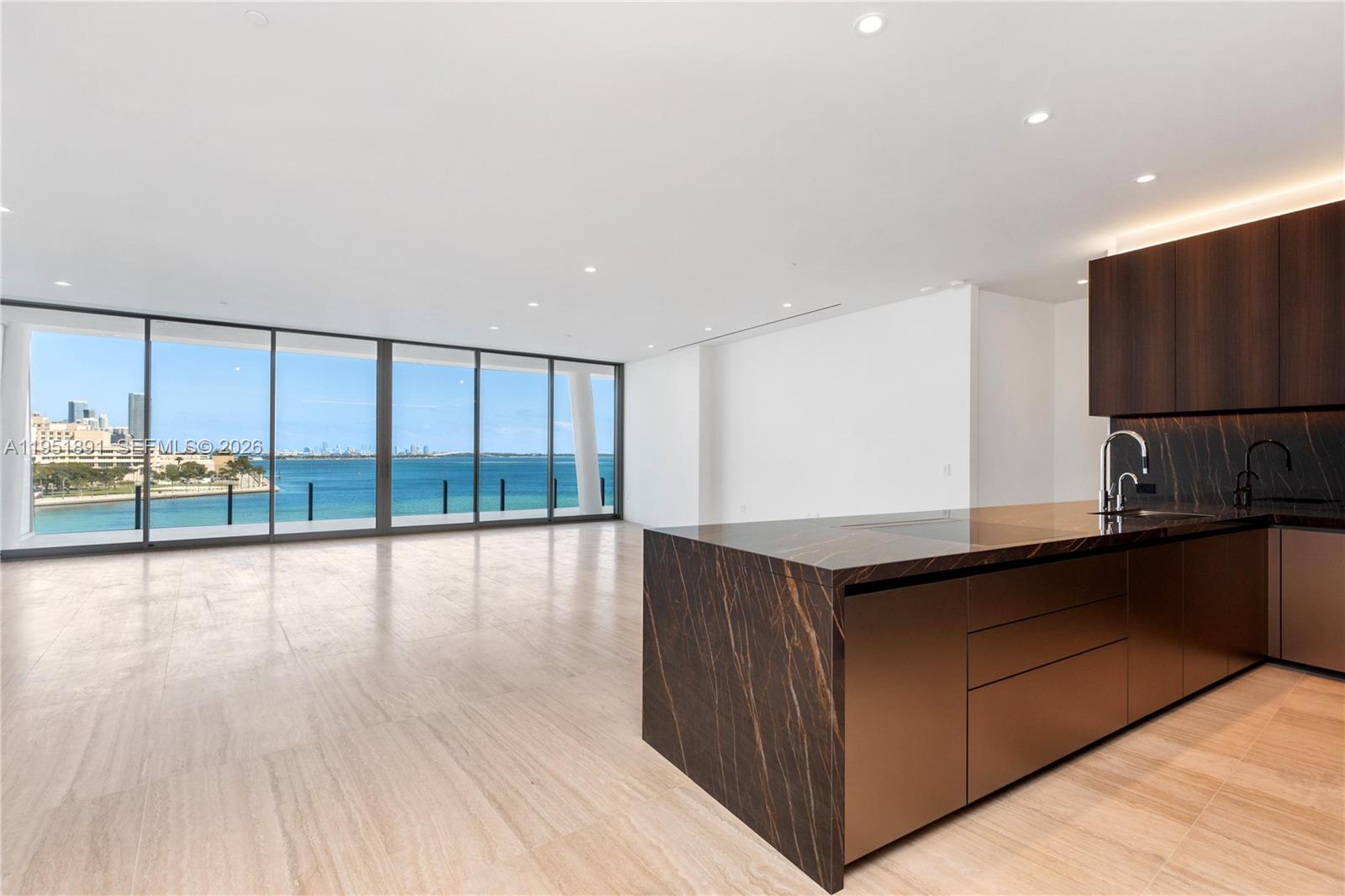 Vita Grove Isle - Residential