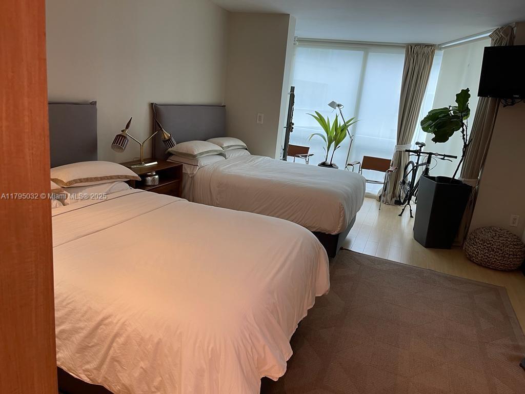 MAR-AZUL CONDO - Residential Lease