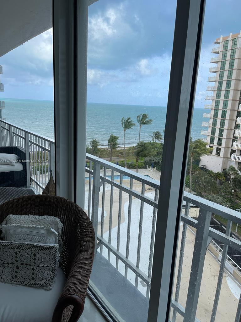 MAR-AZUL CONDO - Residential Lease