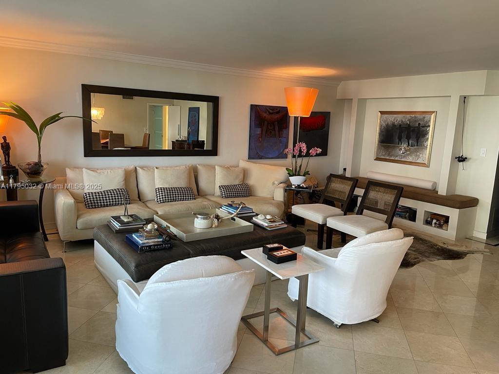 MAR-AZUL CONDO - Residential Lease