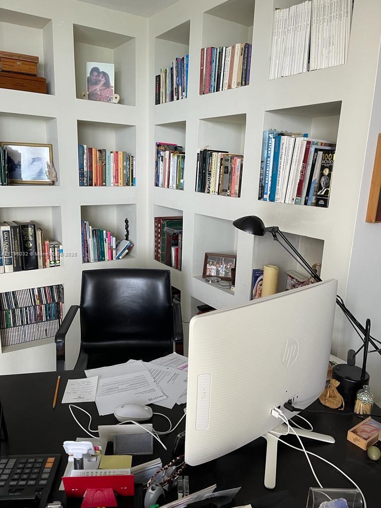 MAR-AZUL CONDO - Residential Lease