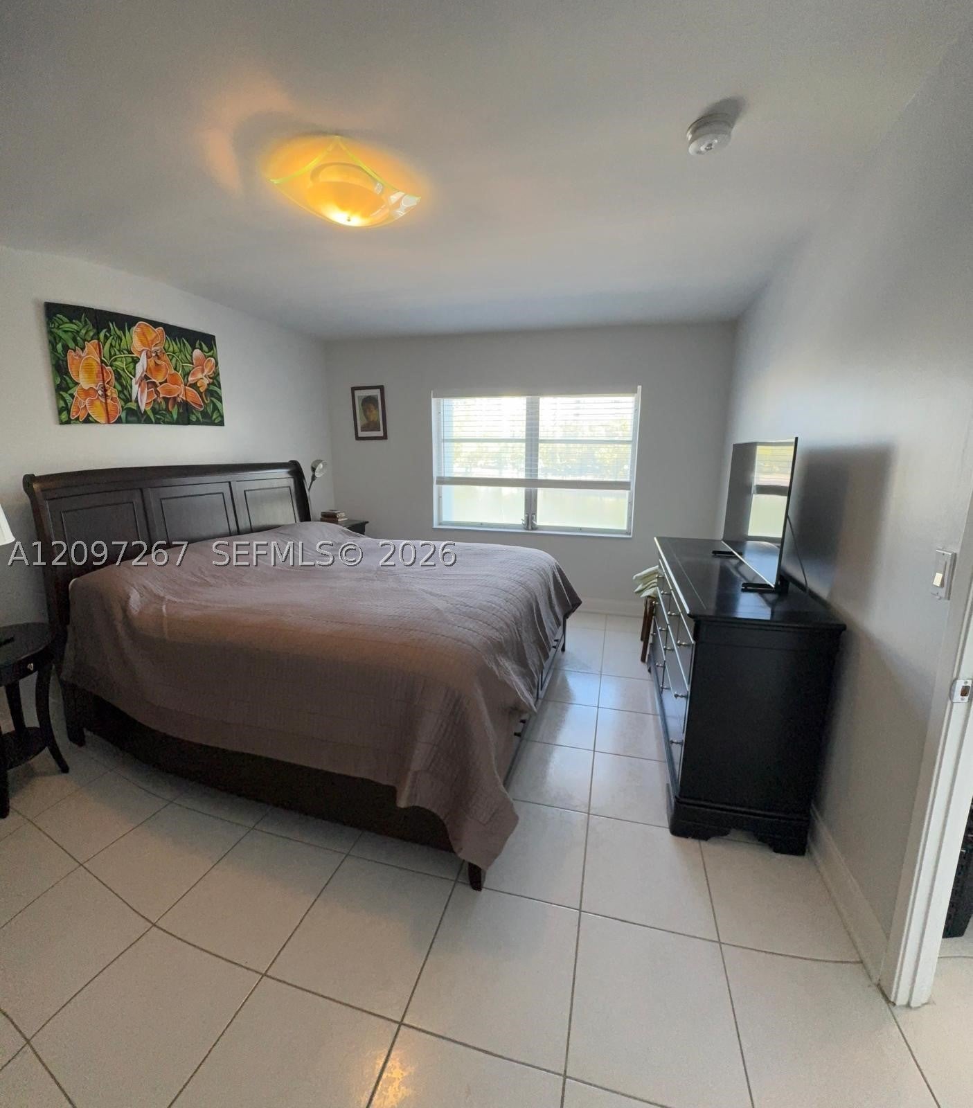 400 Diplomat Pkwy 308, Hallandale Beach, FL, 33009/$299,000 4 400 Diplomat Pkwy 308