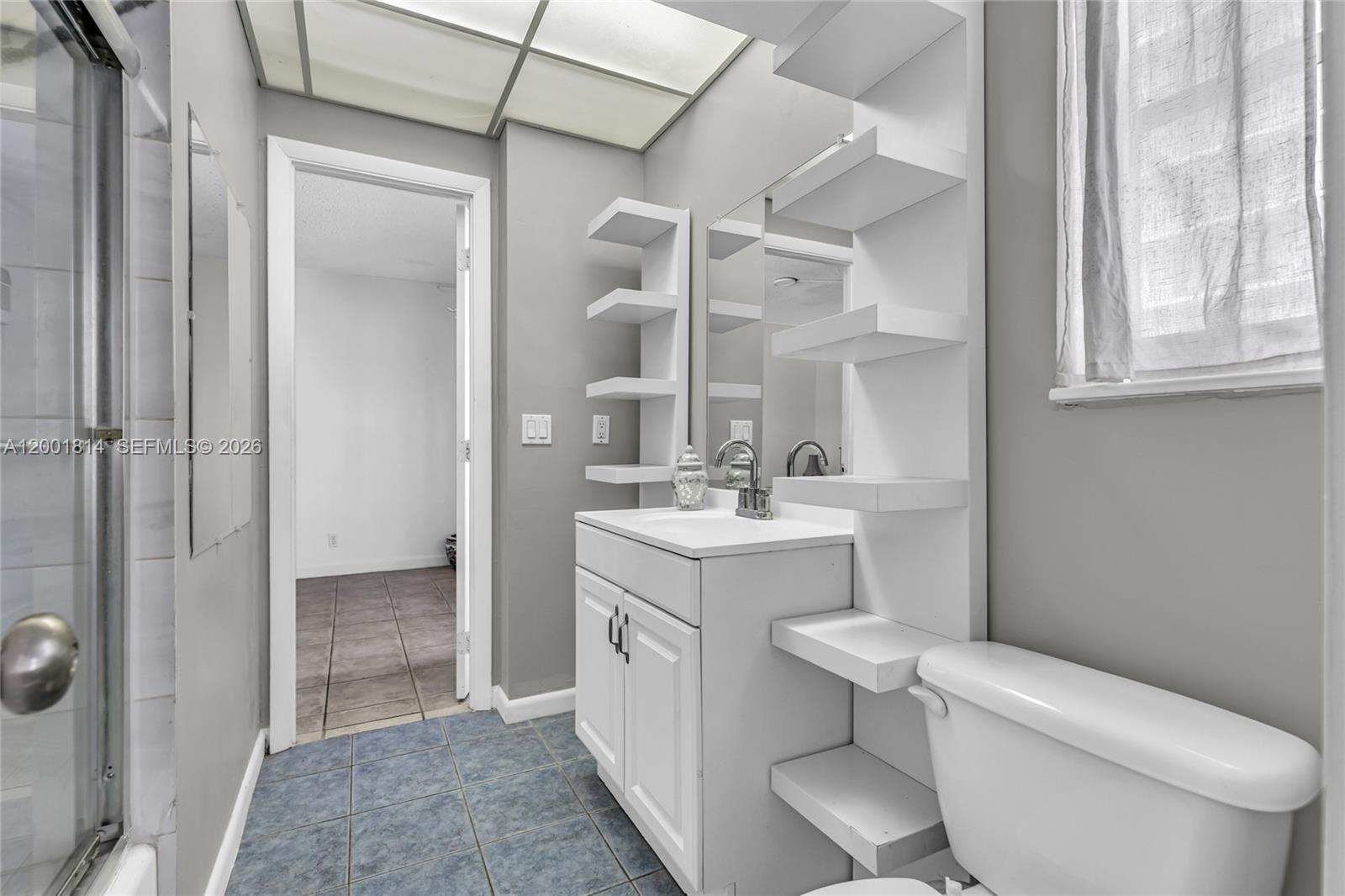 LEISURE BEACH CONDO - Residential