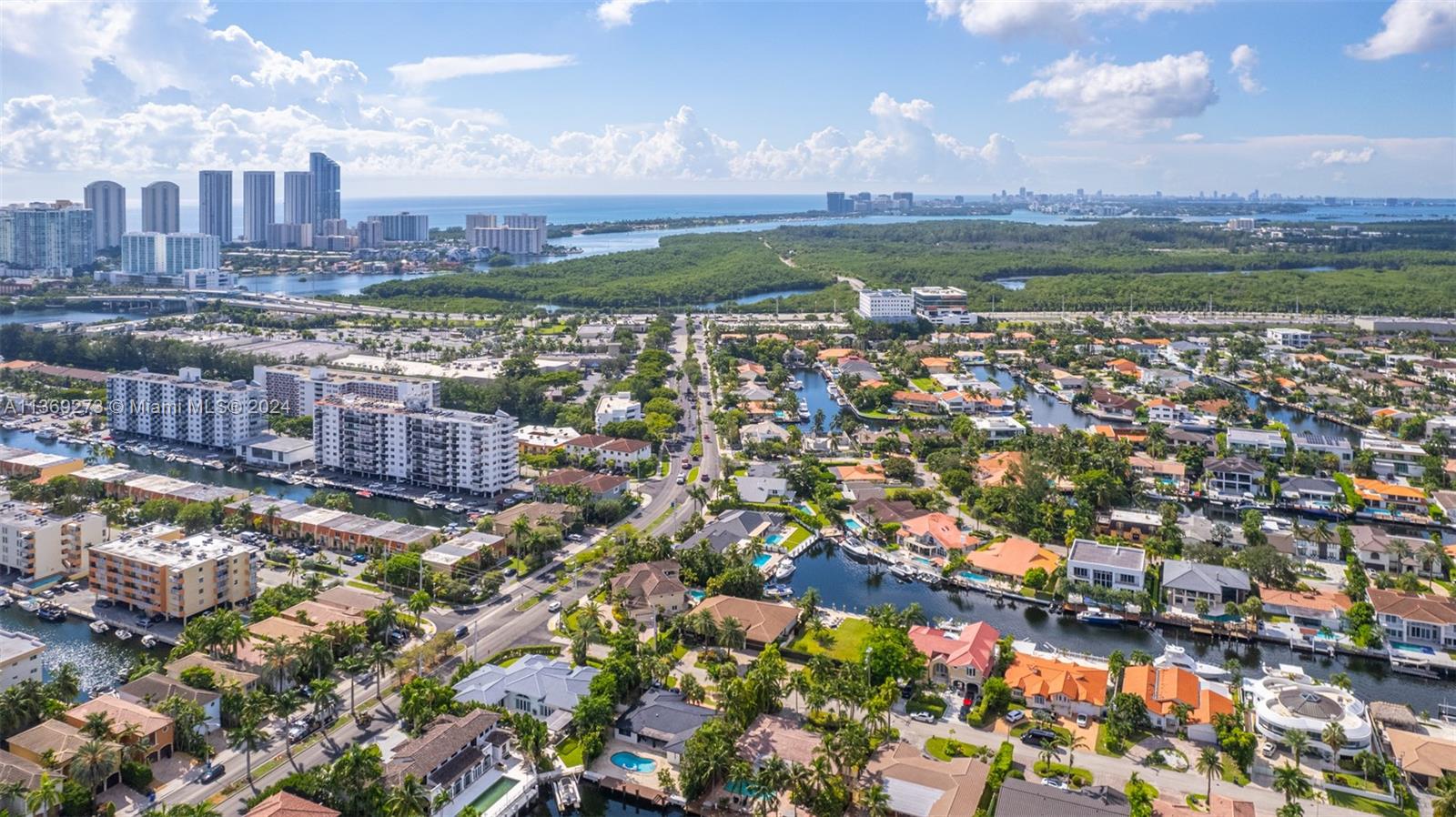 EASTERN SHORES 1ST ADDN - Residential