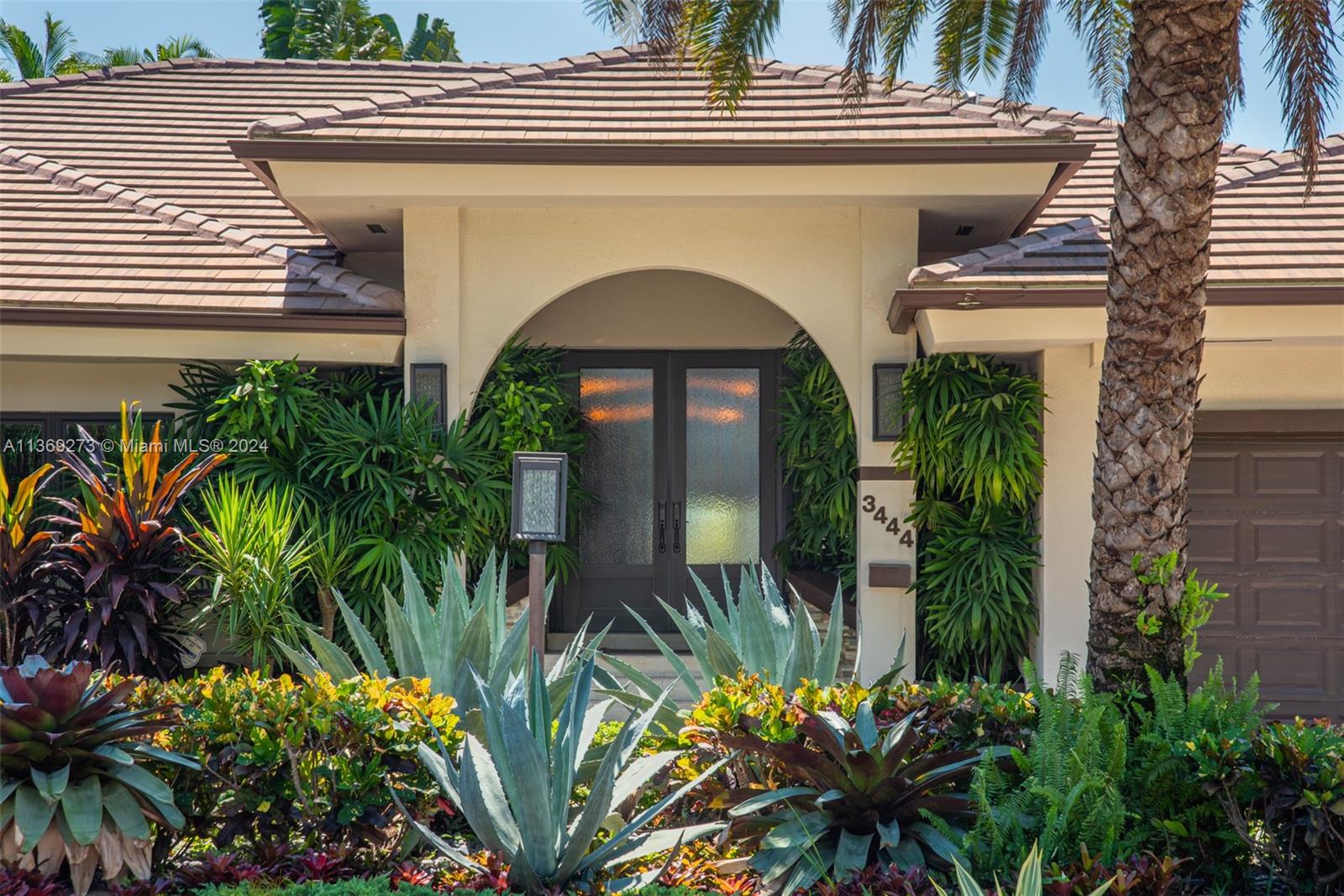 EASTERN SHORES 1ST ADDN - Residential