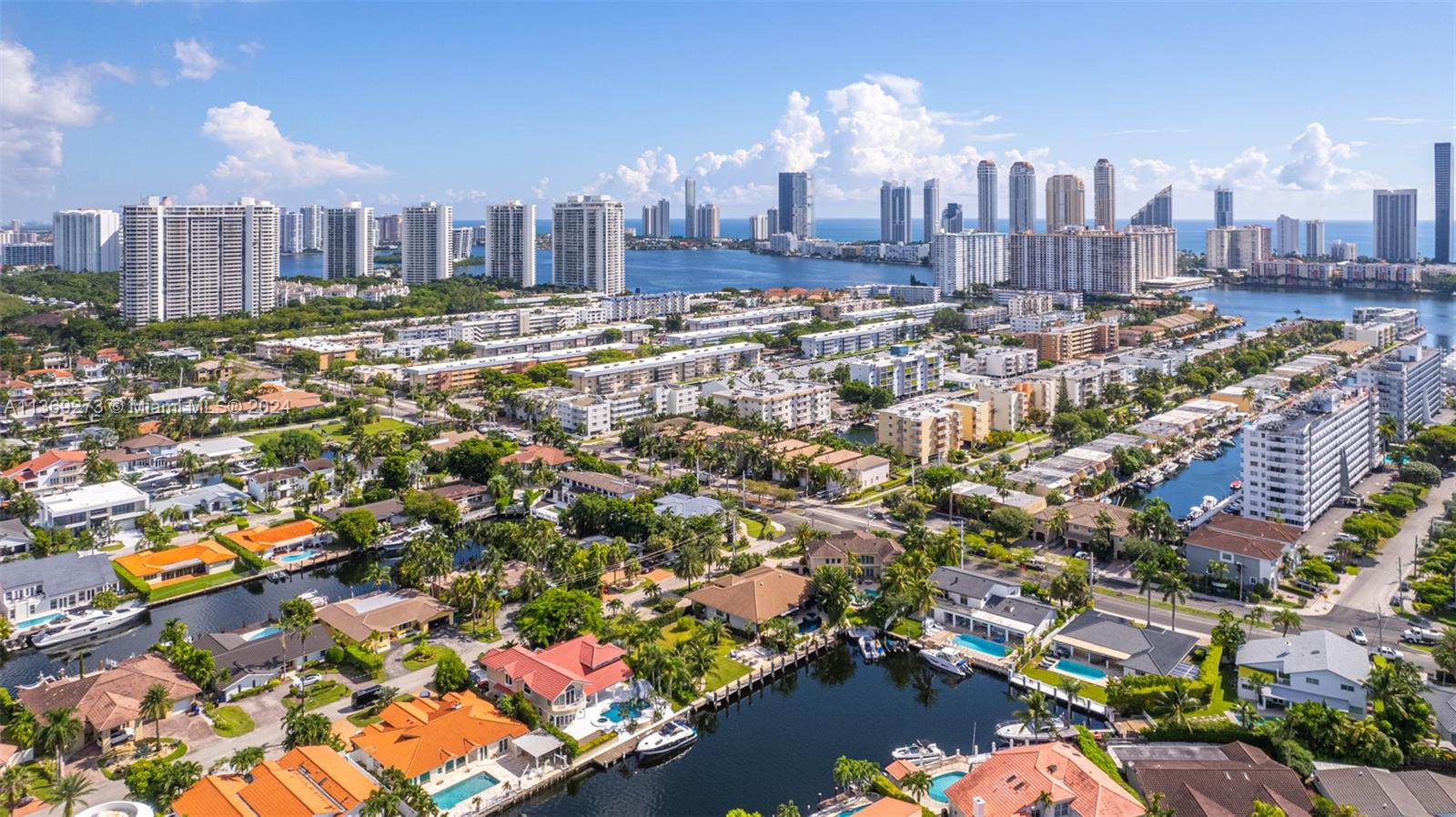 EASTERN SHORES 1ST ADDN - Residential