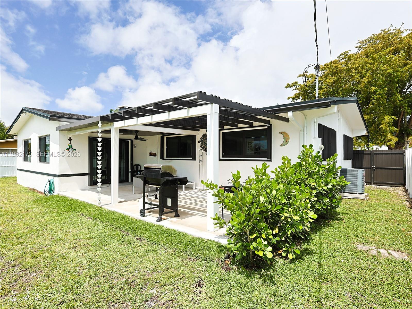 CUTLER RIDGE SEC 3 - Residential