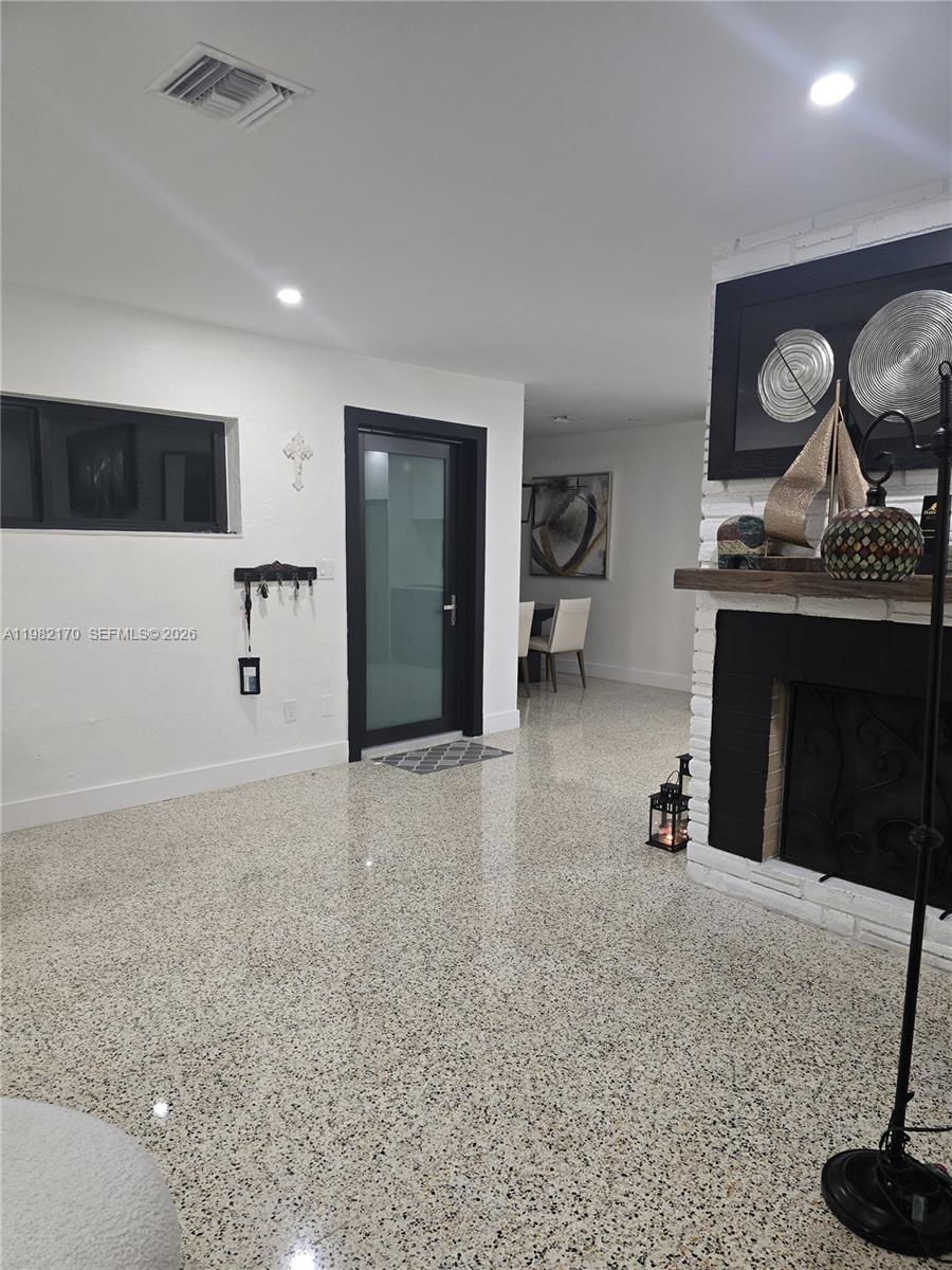 CUTLER RIDGE SEC 3 - Residential