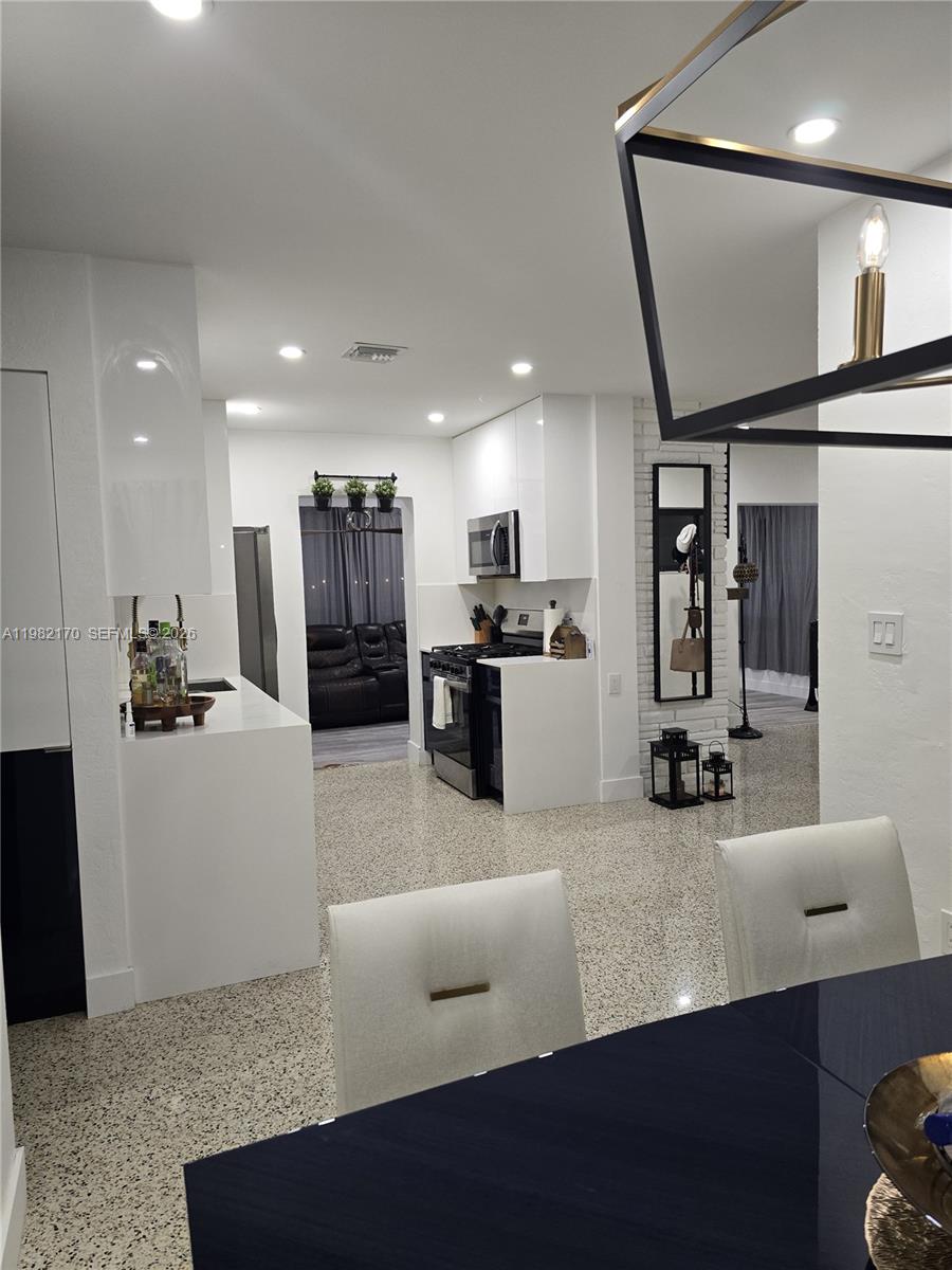 CUTLER RIDGE SEC 3 - Residential