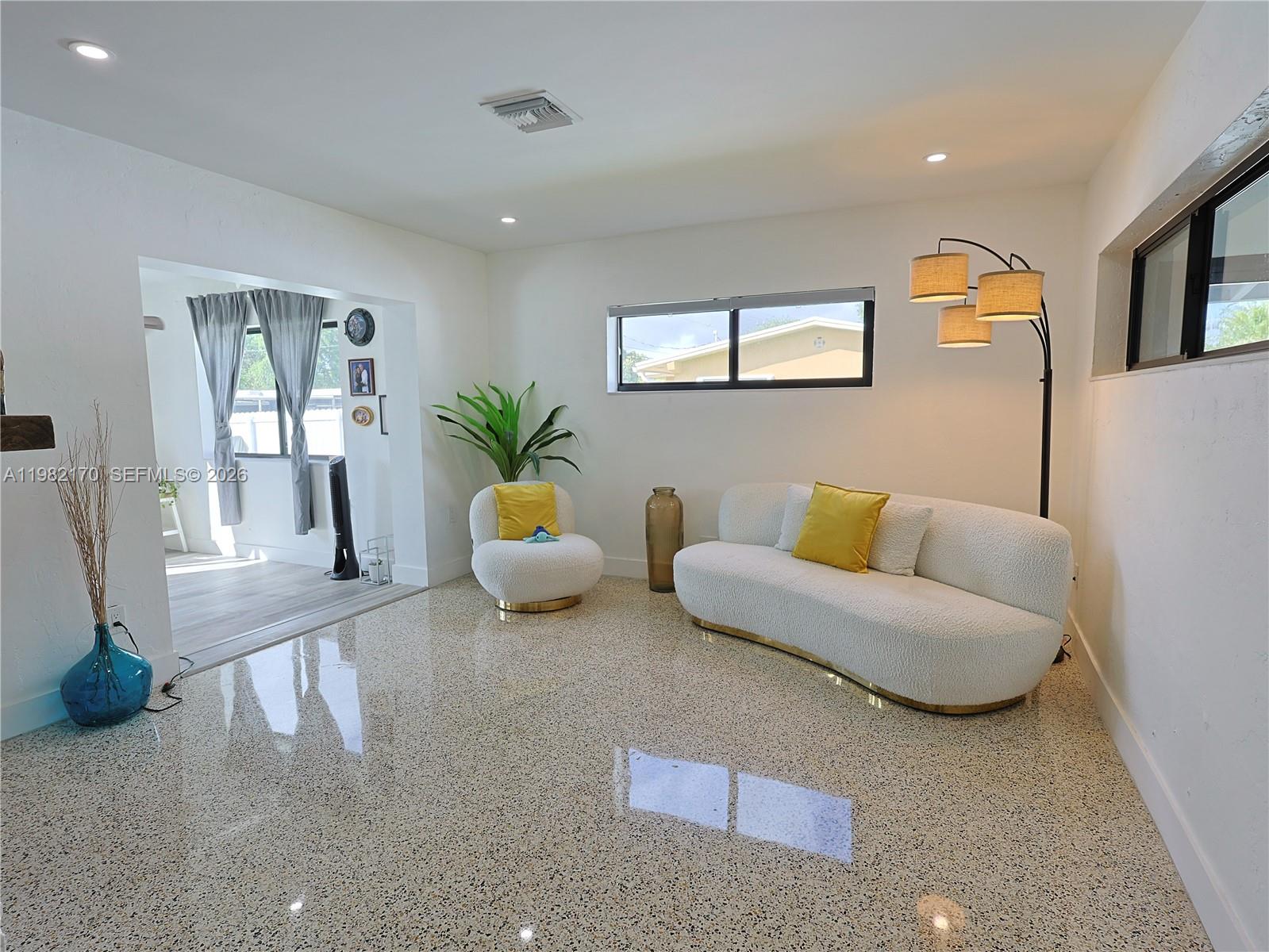 CUTLER RIDGE SEC 3 - Residential